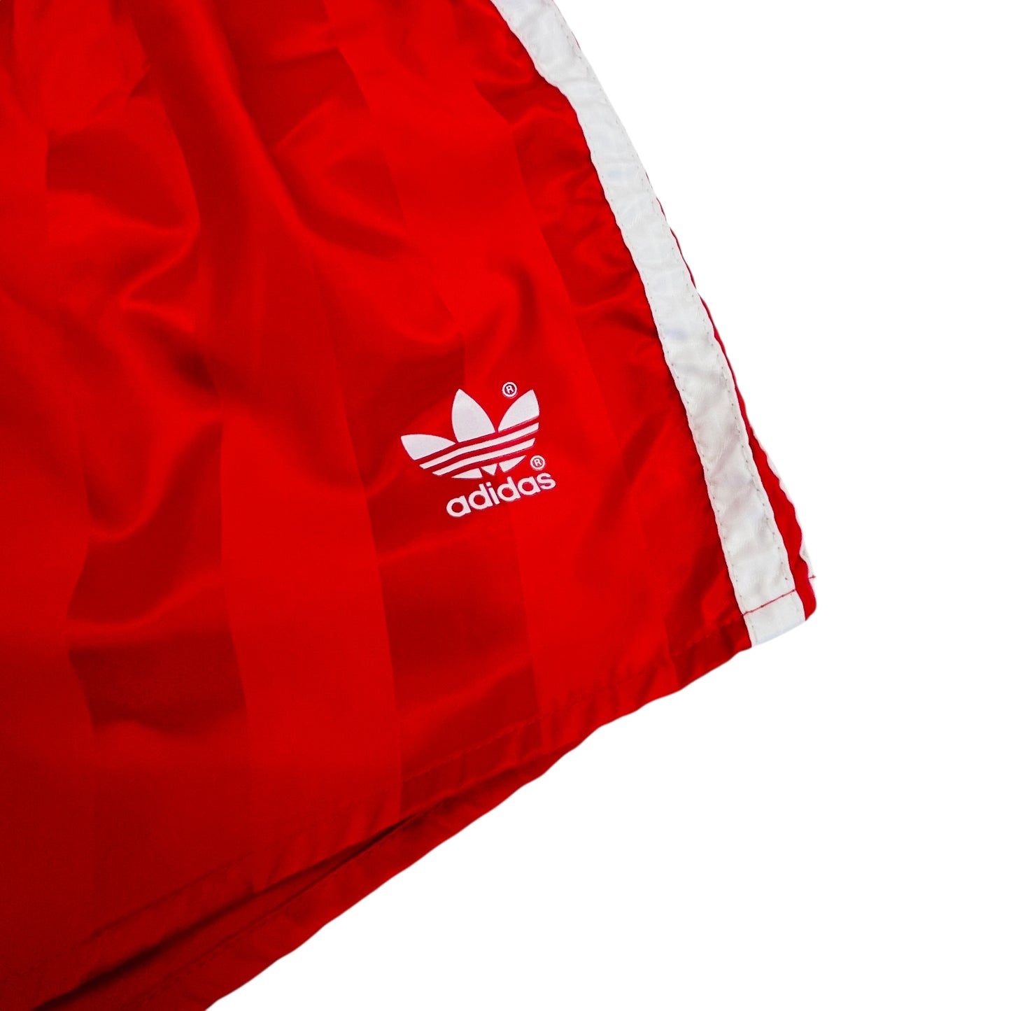 02766 ADIDAS 80s Shiny Shorts