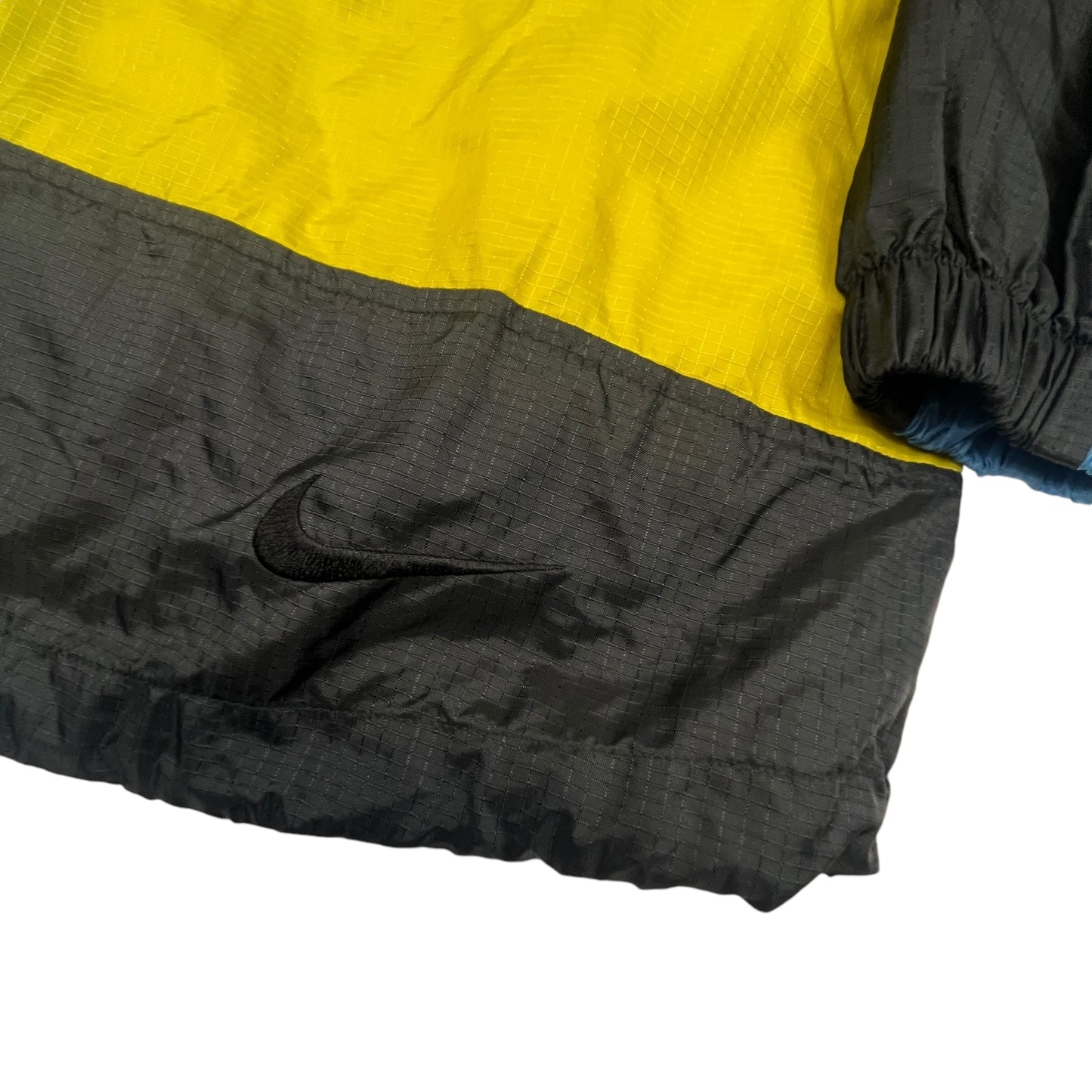 02318 Nike ACG Windbreaker