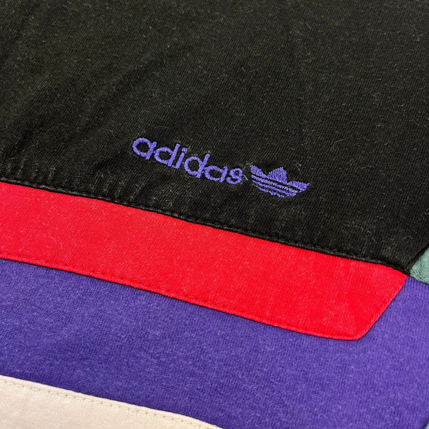 ADIDAS 90s T-shirt