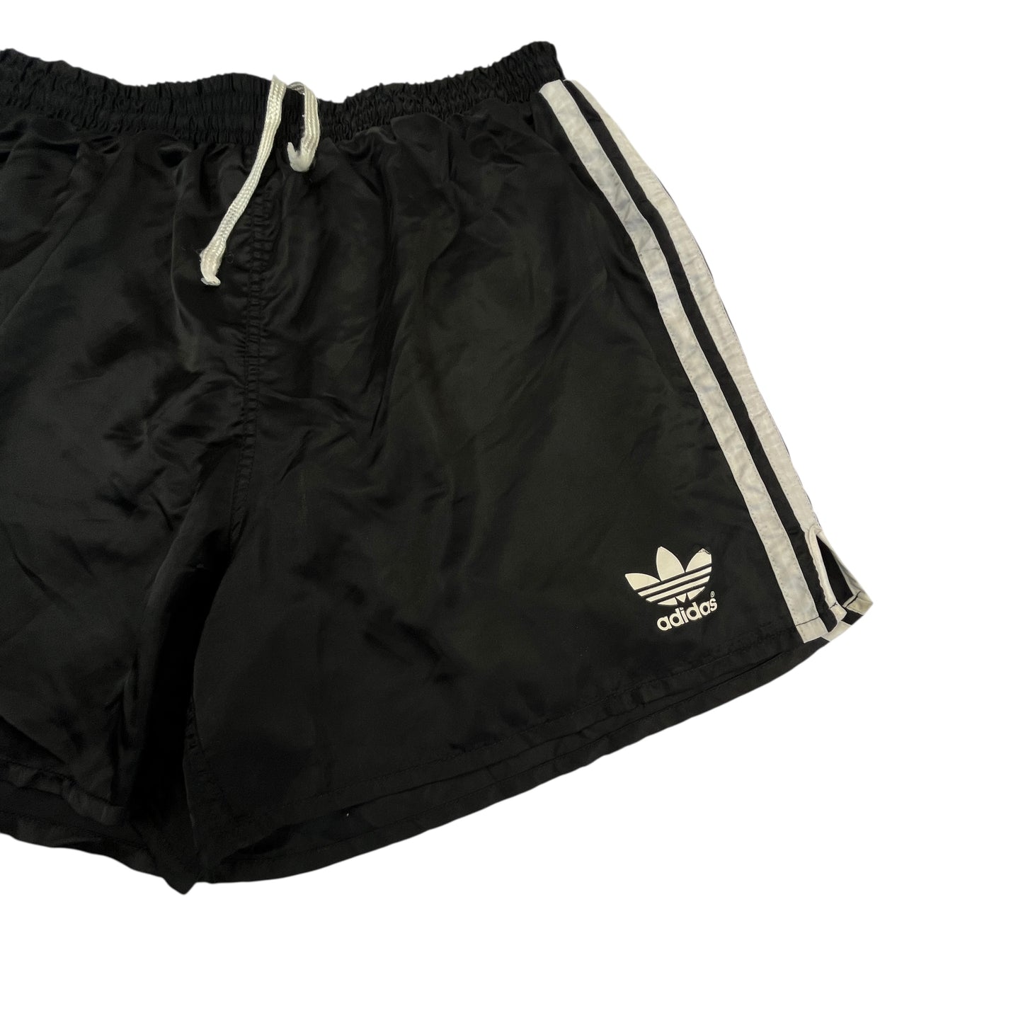 02765 Adidas 90s Shiny Shorts