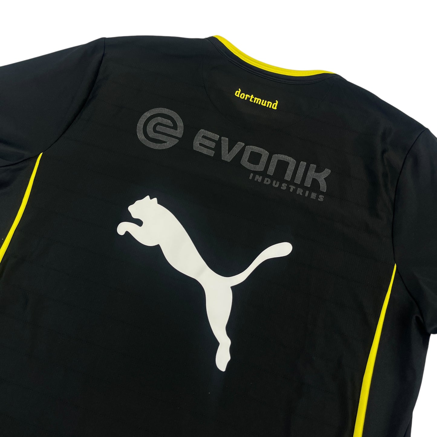 02636 Puma Borussia Dortmund 2016-2017 Away Jersey