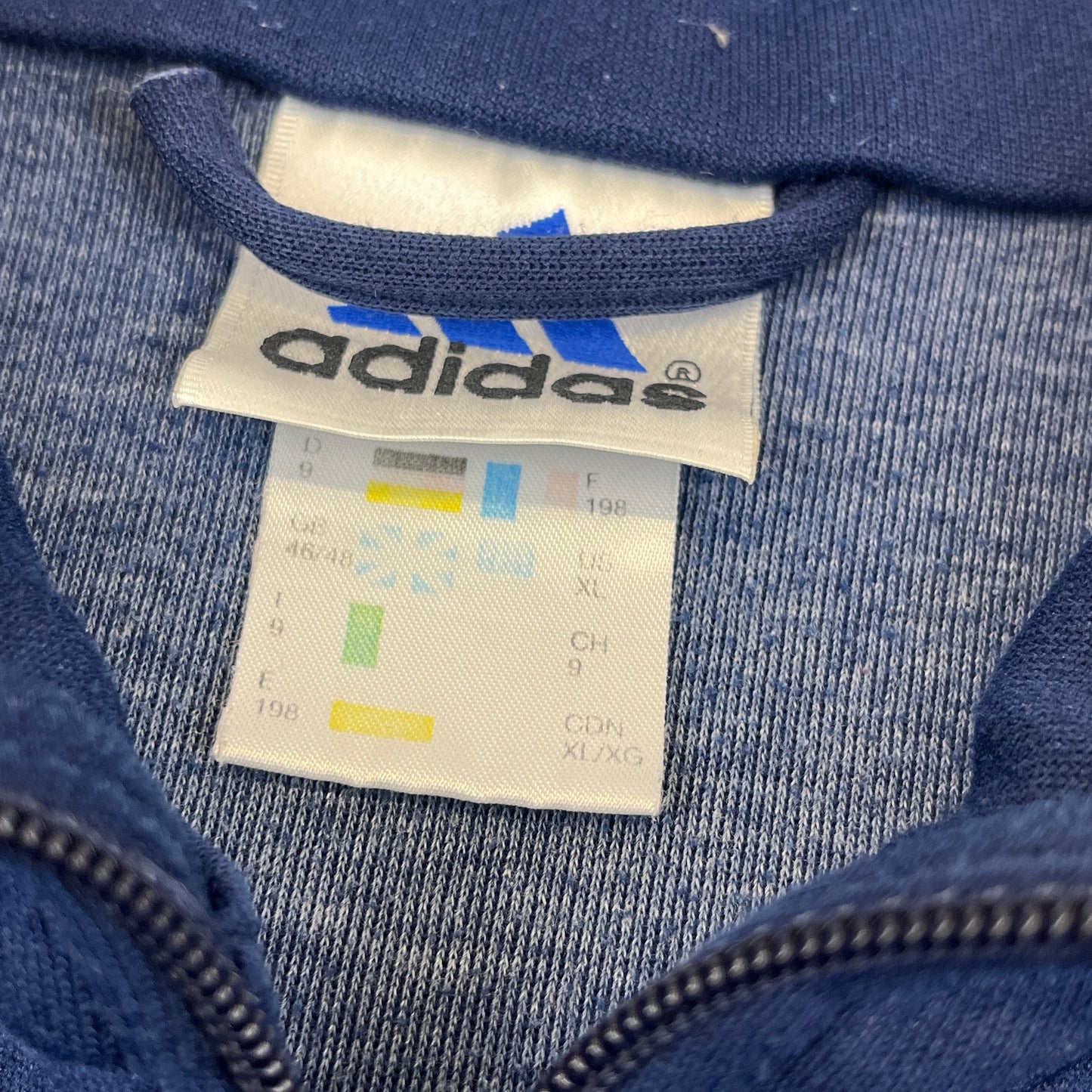 02261 Adidas 90s Tracktop