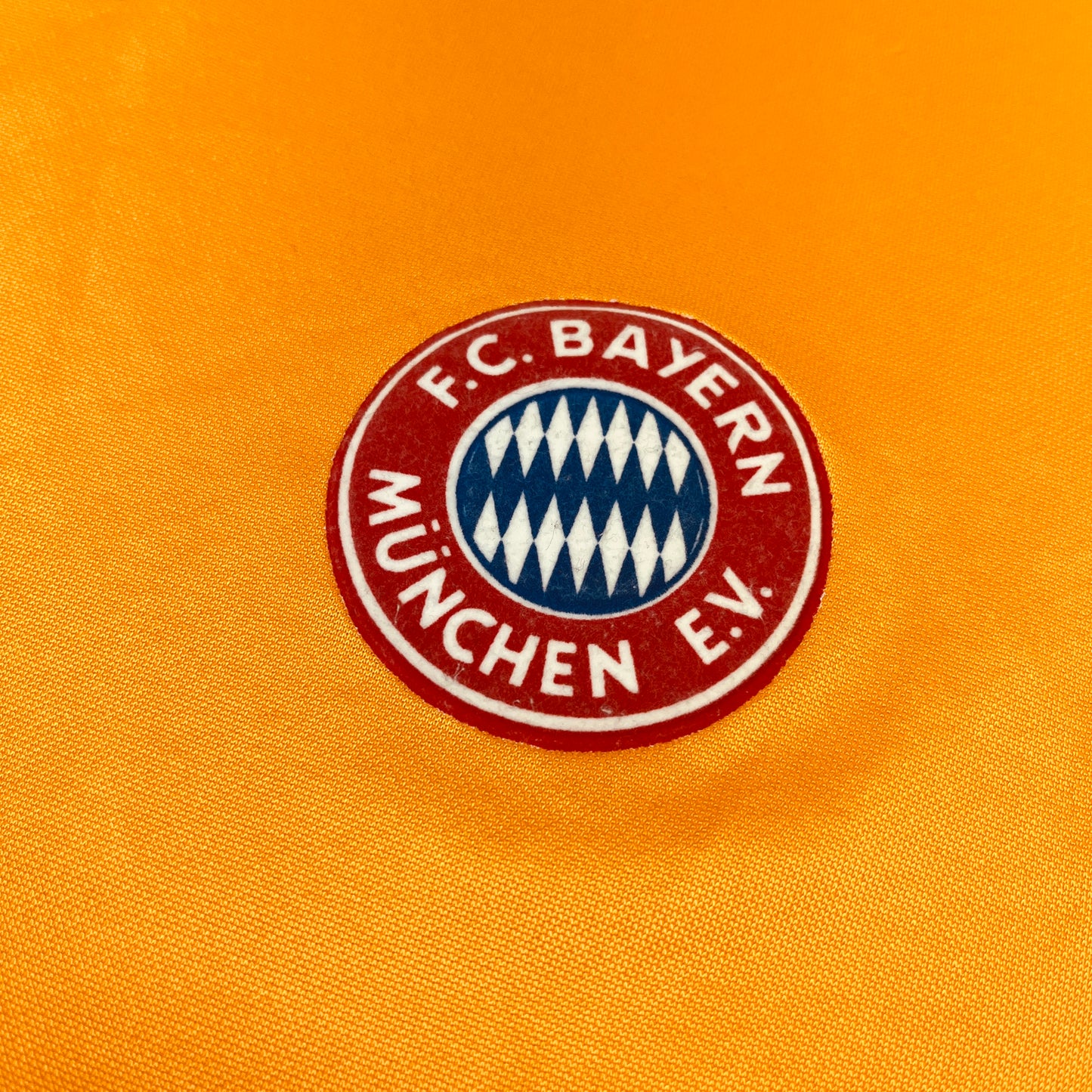 02287 Adidas FC Bayern München 1993-1995 Away Jersey