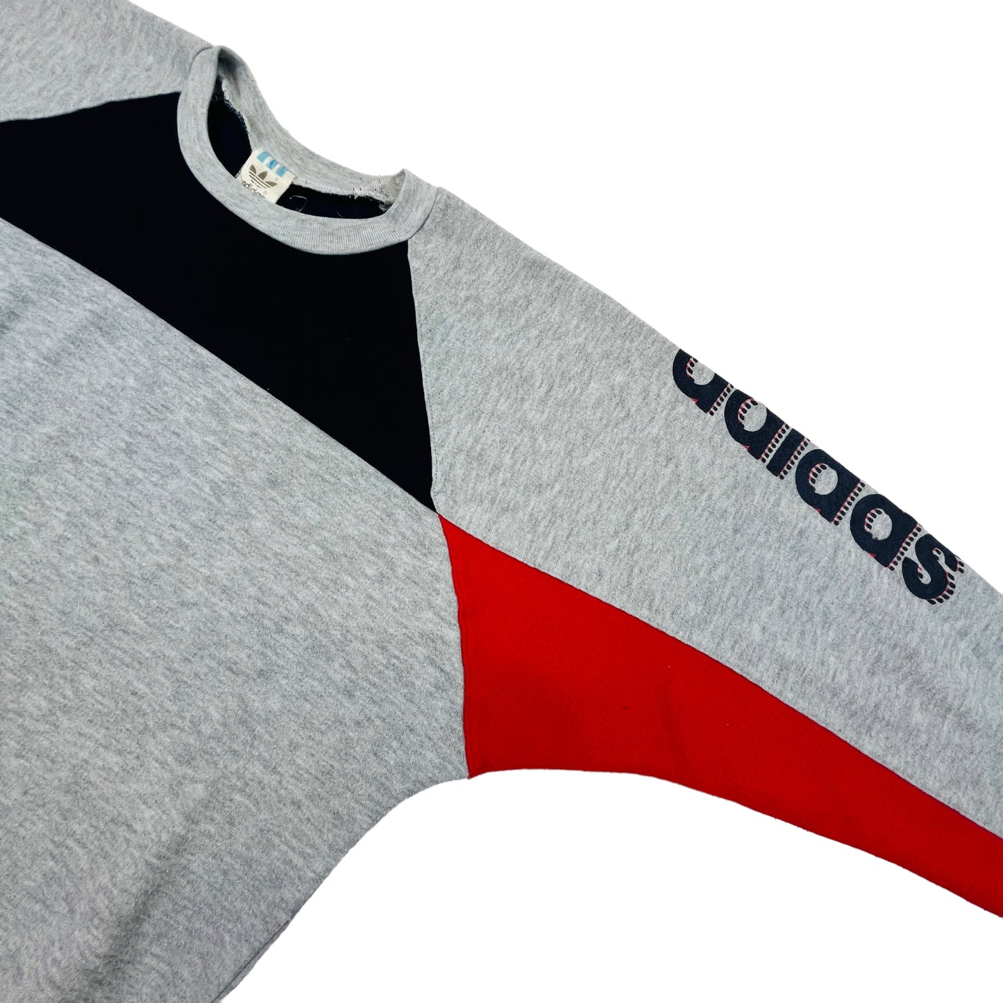 02207 Adidas 80s Sweater