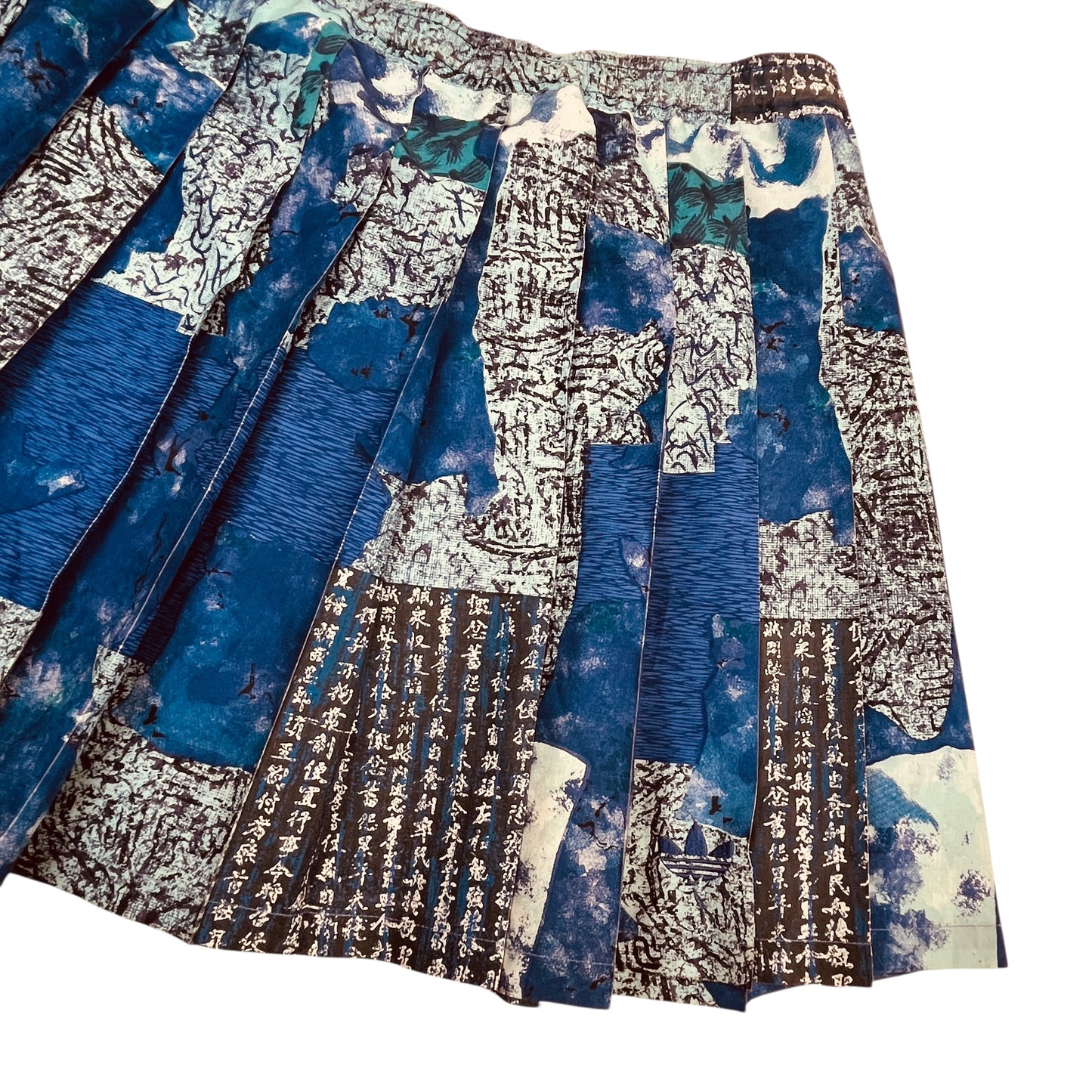 02878 Adidas 90s Tennis Skirt