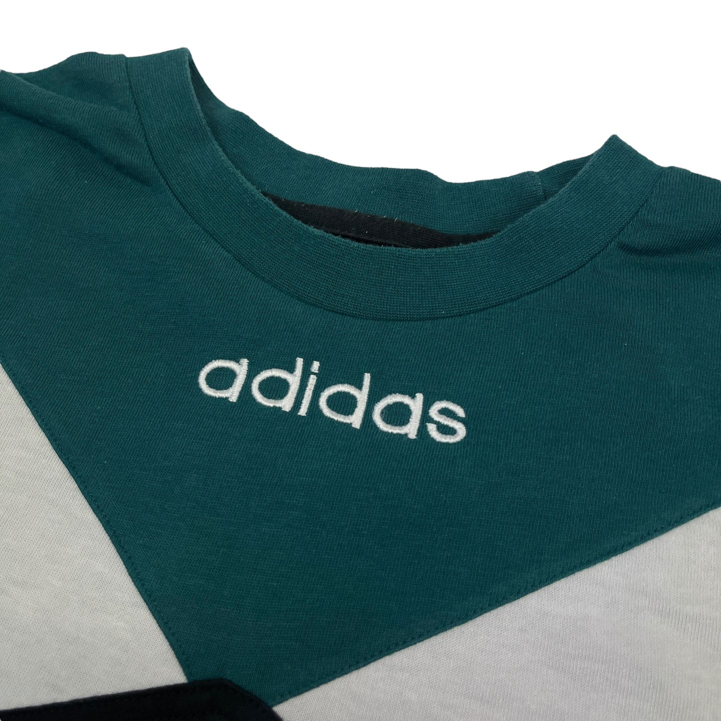 02815 Adidas 90s Tshirt