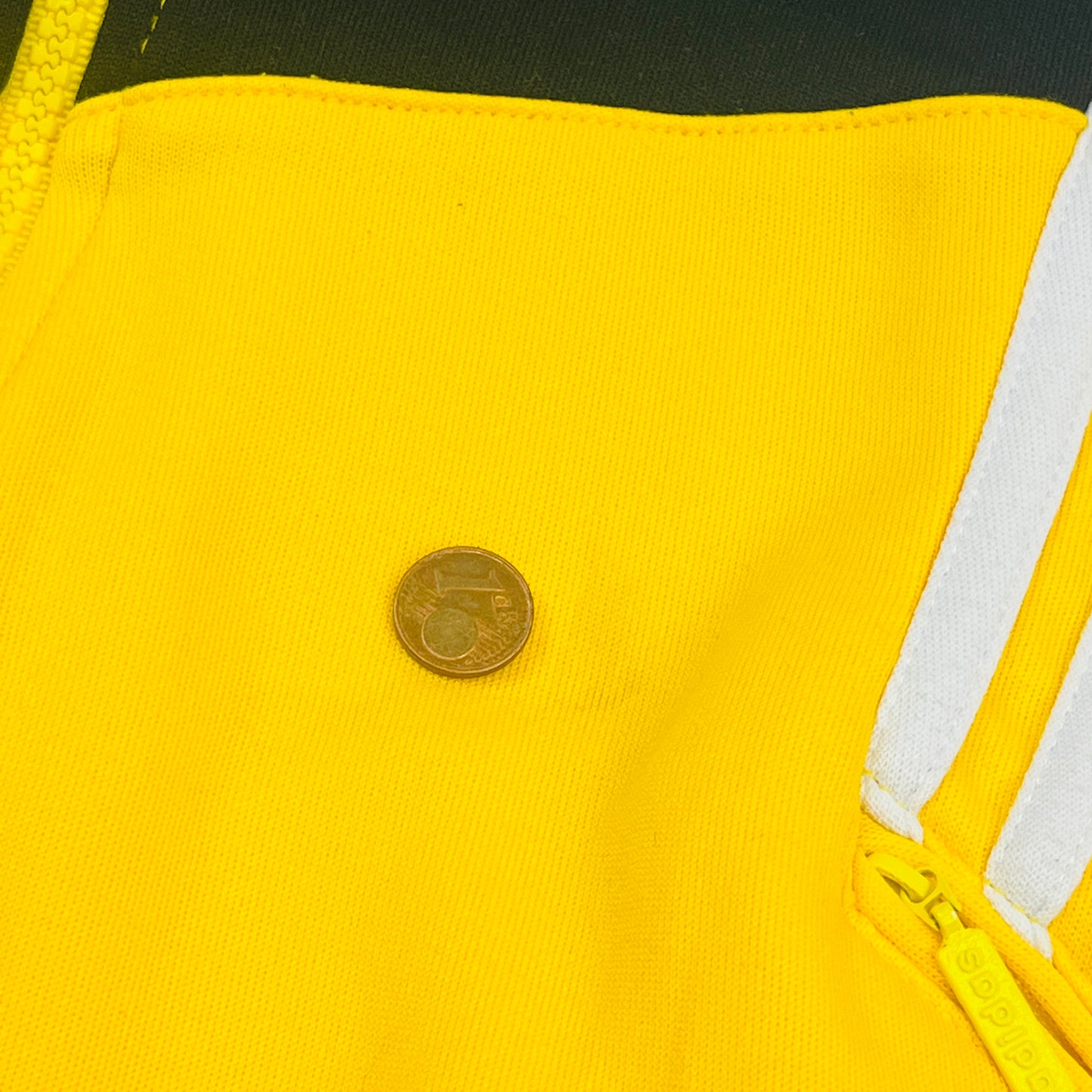 02849 Adidas 90s Tracktop