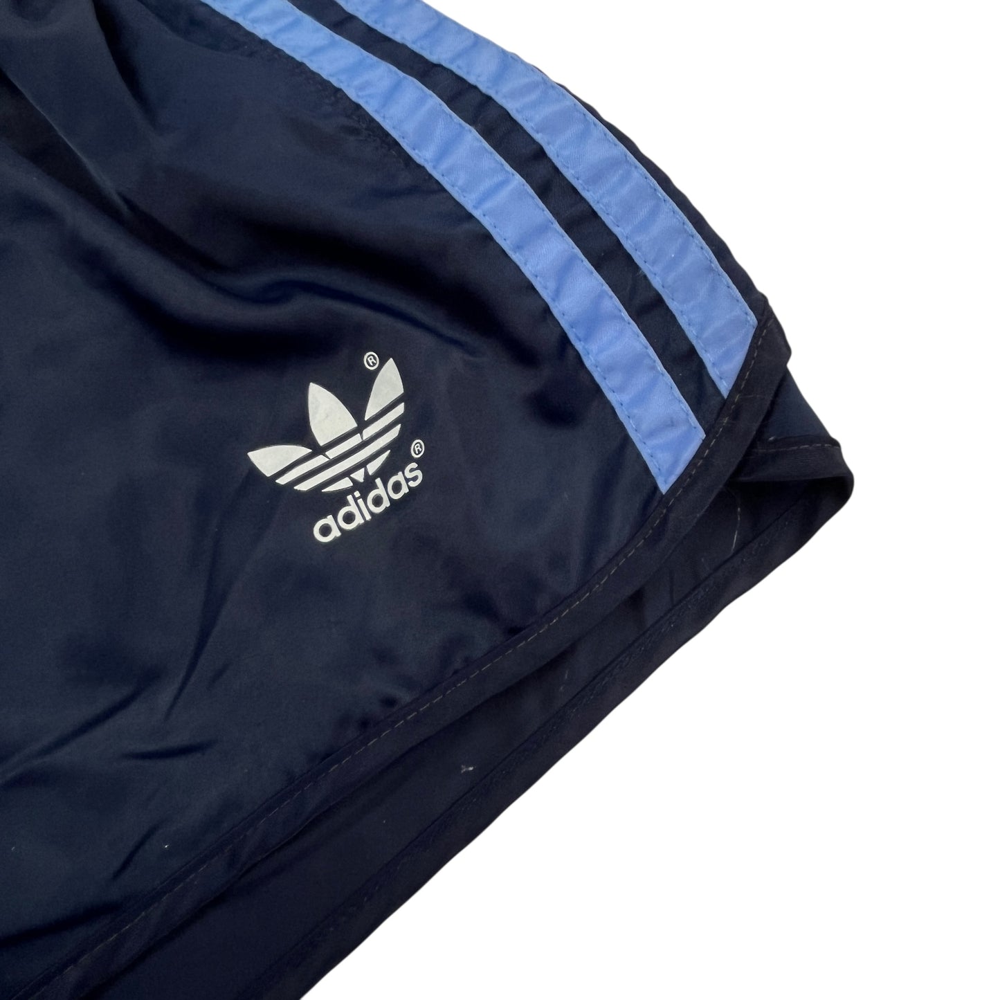 02745 Adidas 80s „shiny“ Running Shorts „Made in West Germany“