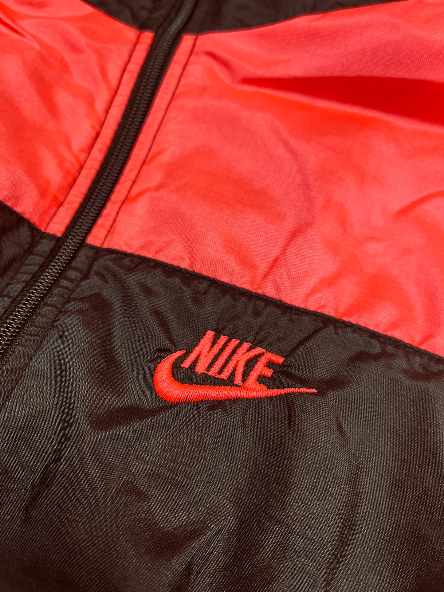 02647 Nike 80s Tracktop