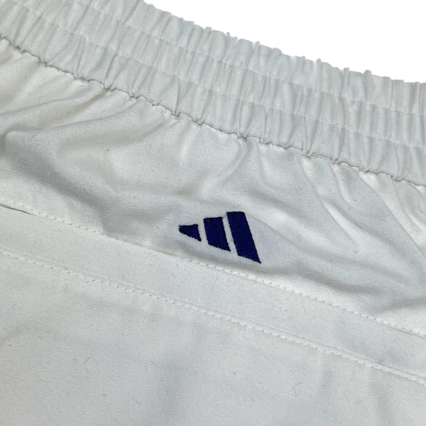 02881 Adidas 90s Tennis Shorts