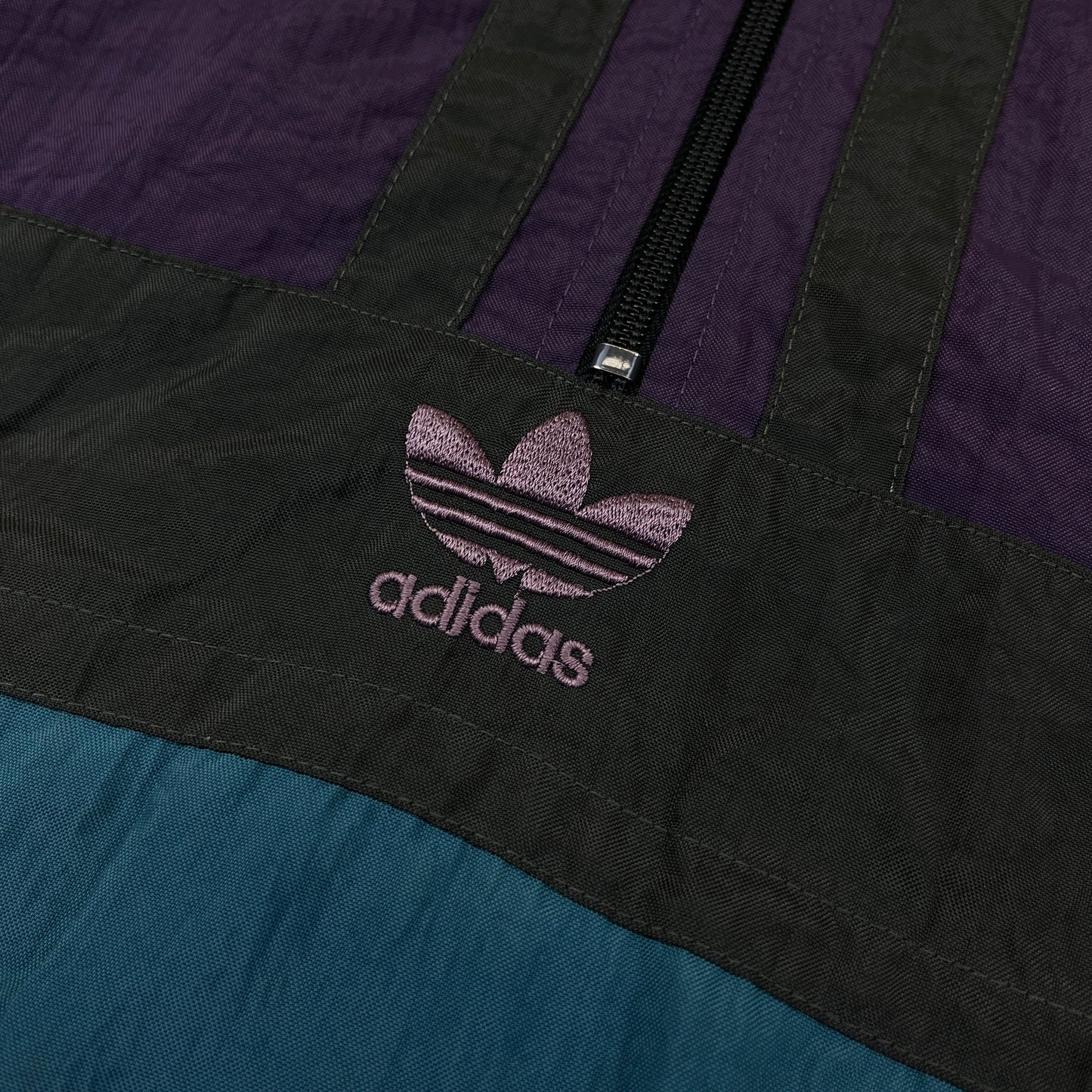 02137 Adidas 90s Outdoor Windbreaker