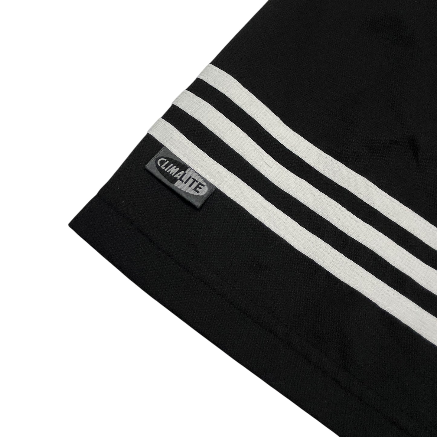 02759 Adidas 90s Football Shorts