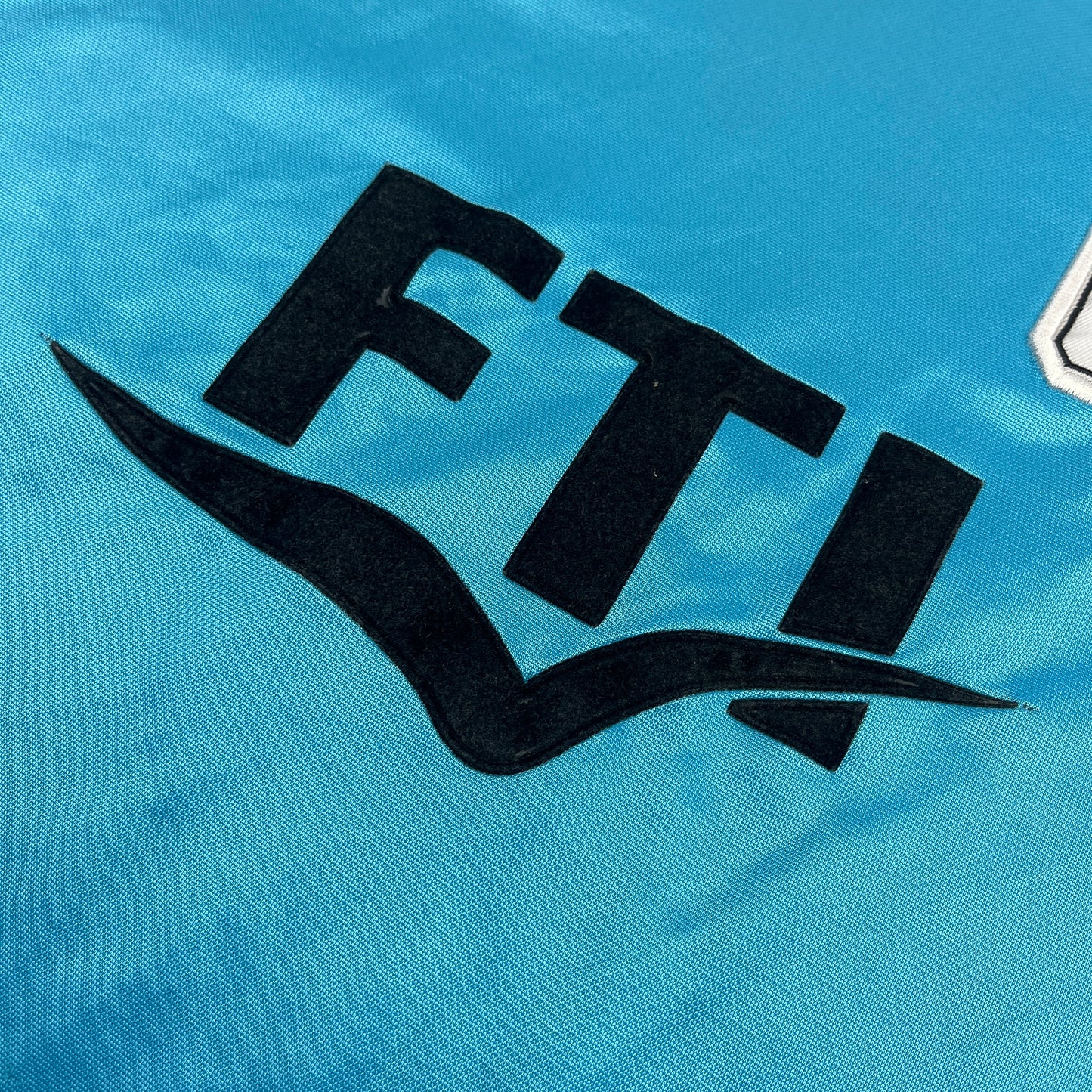 02697 Nike TSV 1860 München 1999-2000 Home Jersey