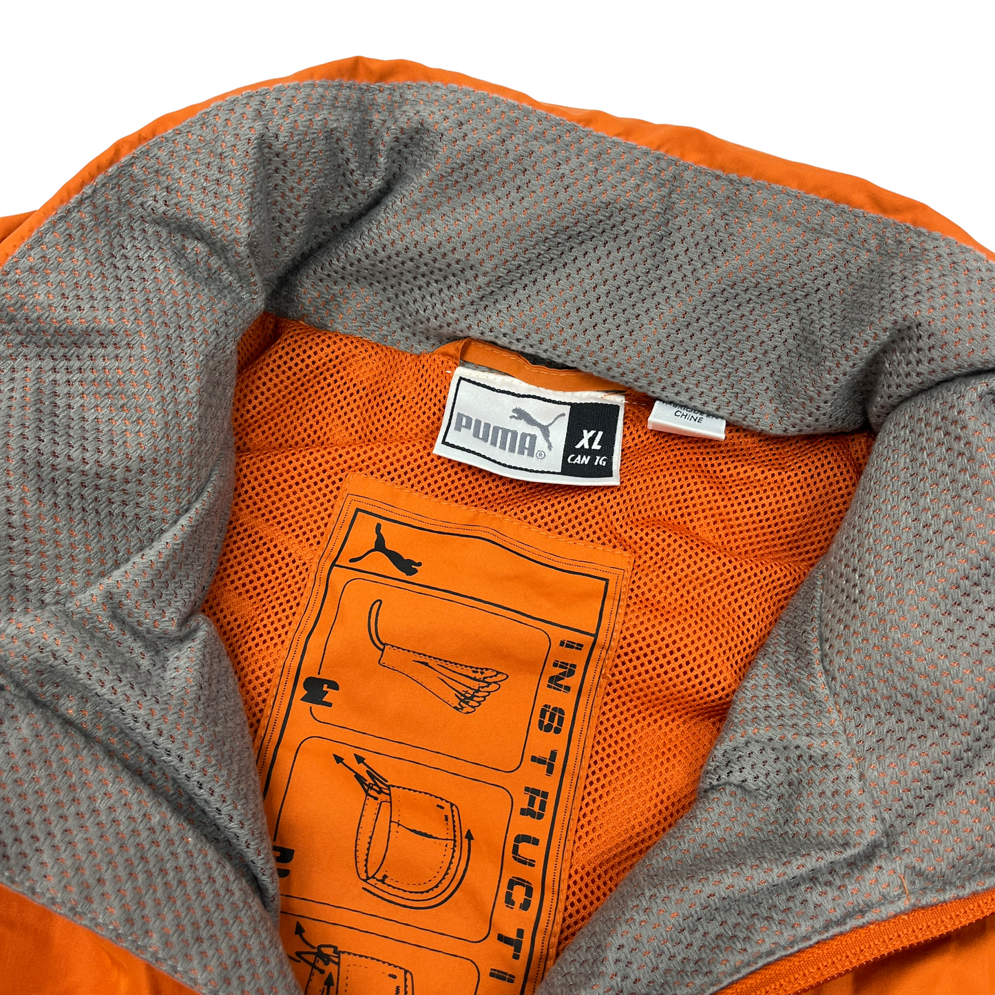01815 Puma 2000s Tracktop