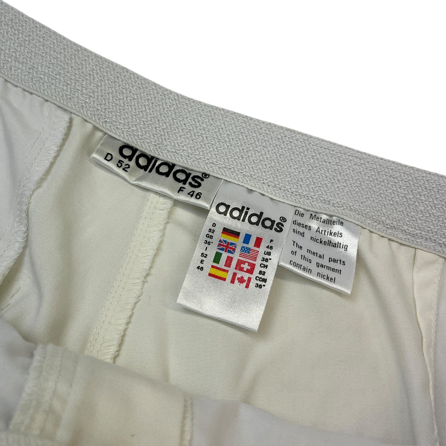 02775 Adidas 90s Tennis Shorts