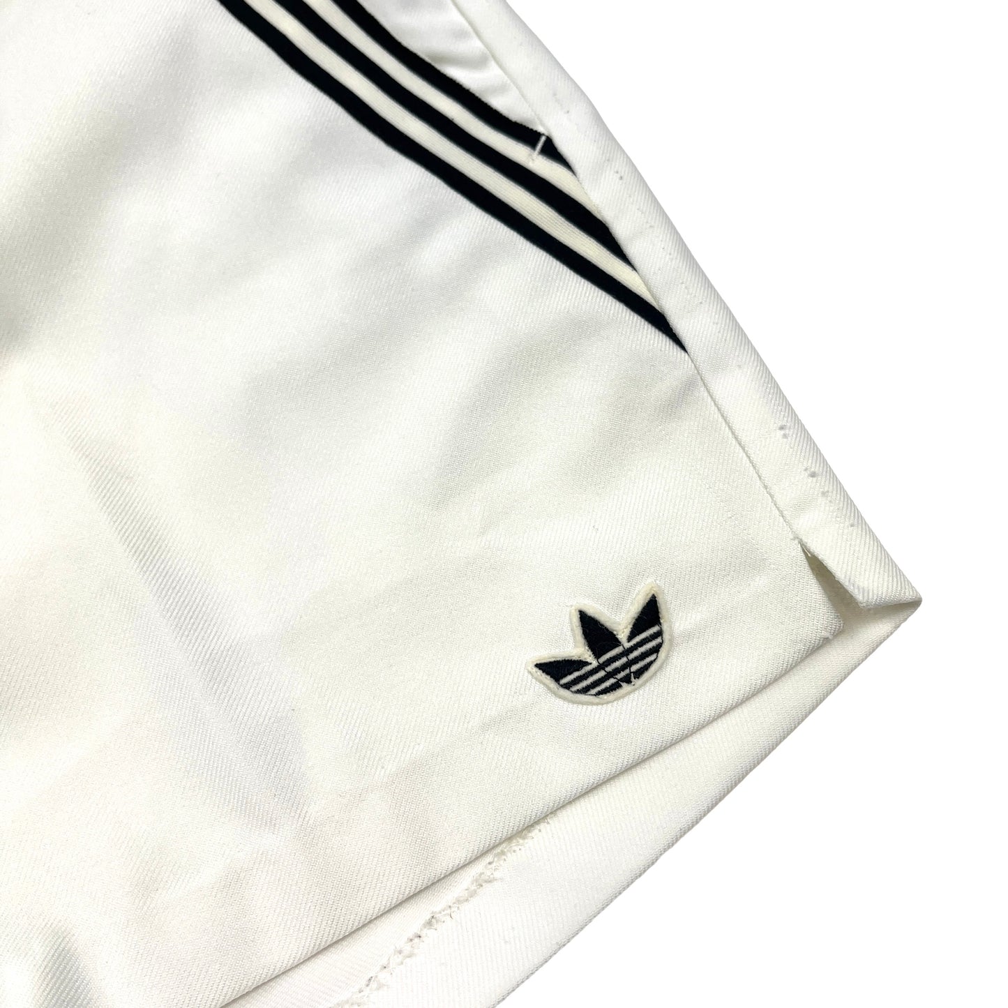 01695 Adidas Vintage Tennis Shorts
