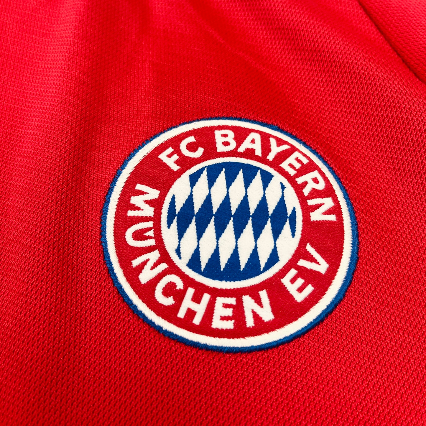 02240 Adidas FC Bayern München 2001 Fan Jersey