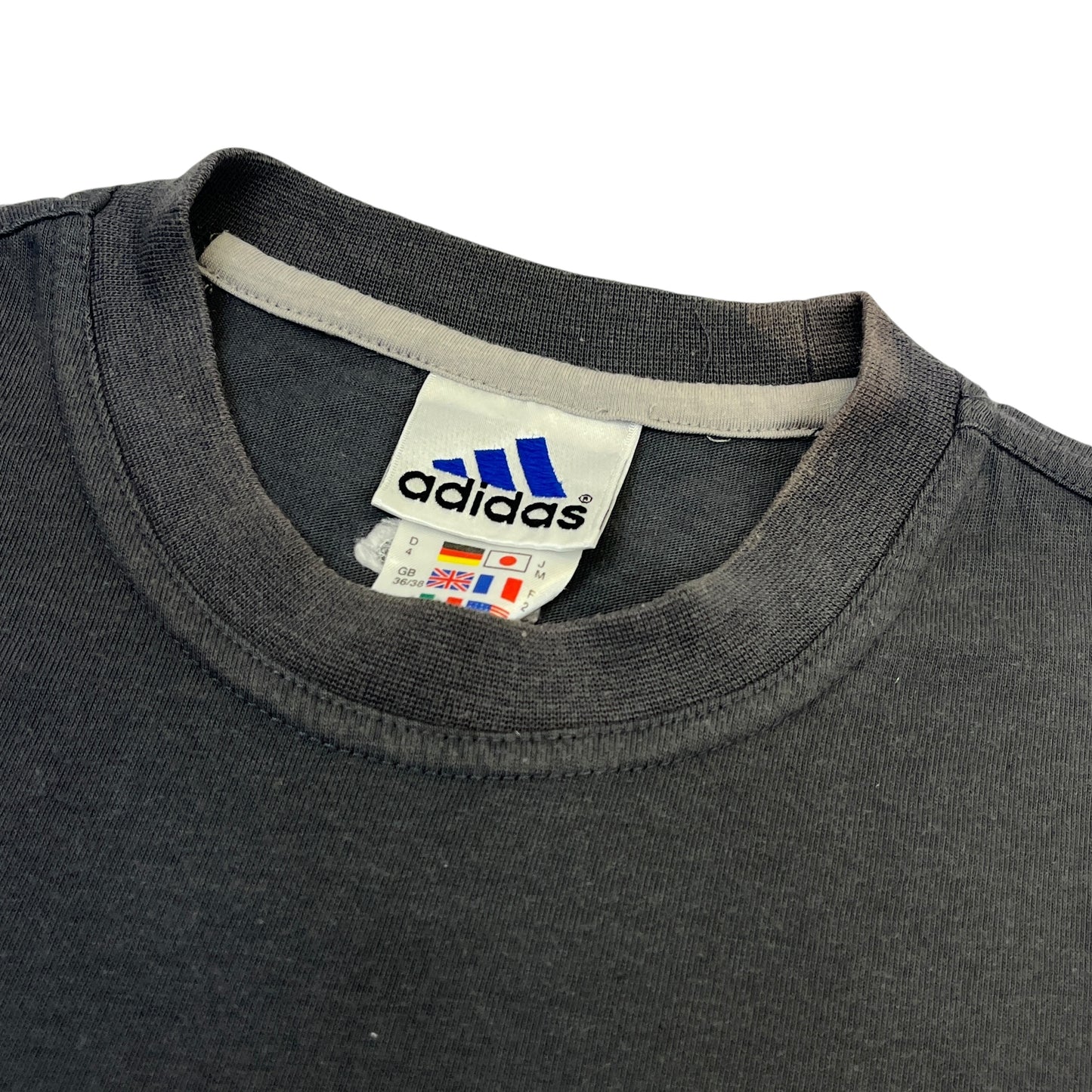 02885 Adidas Y2K Tshirt