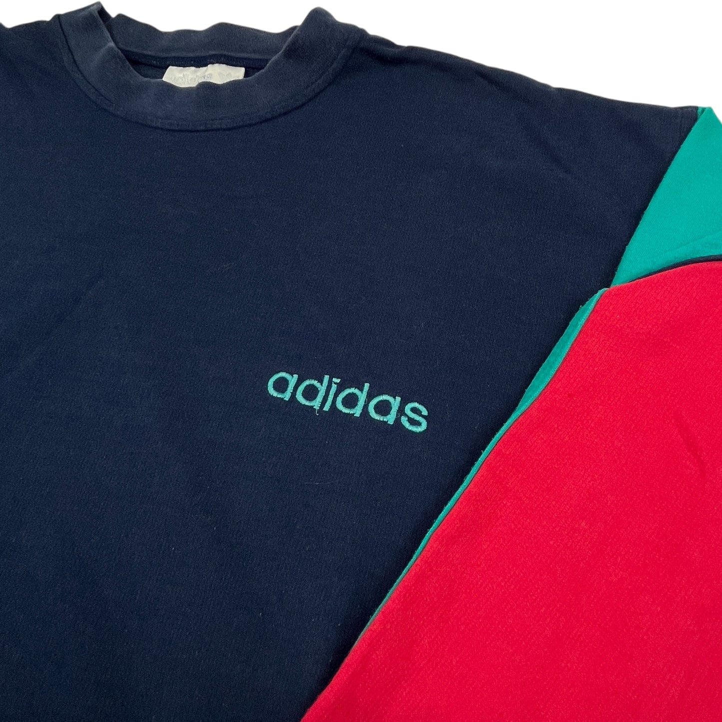 02392 Adidas 90s Sweater