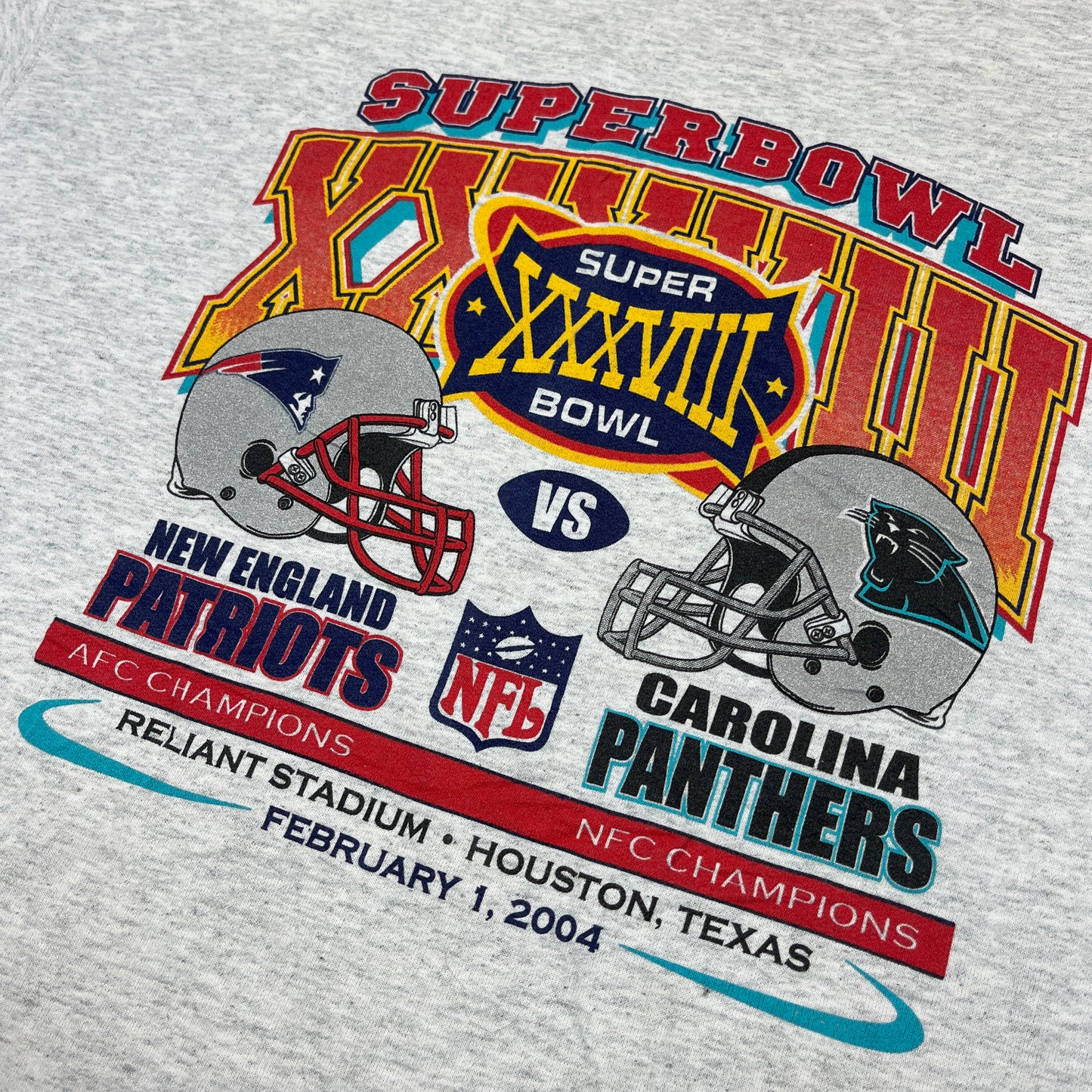 02360 Fruit of the Loom Superbowl 2004 Sweater