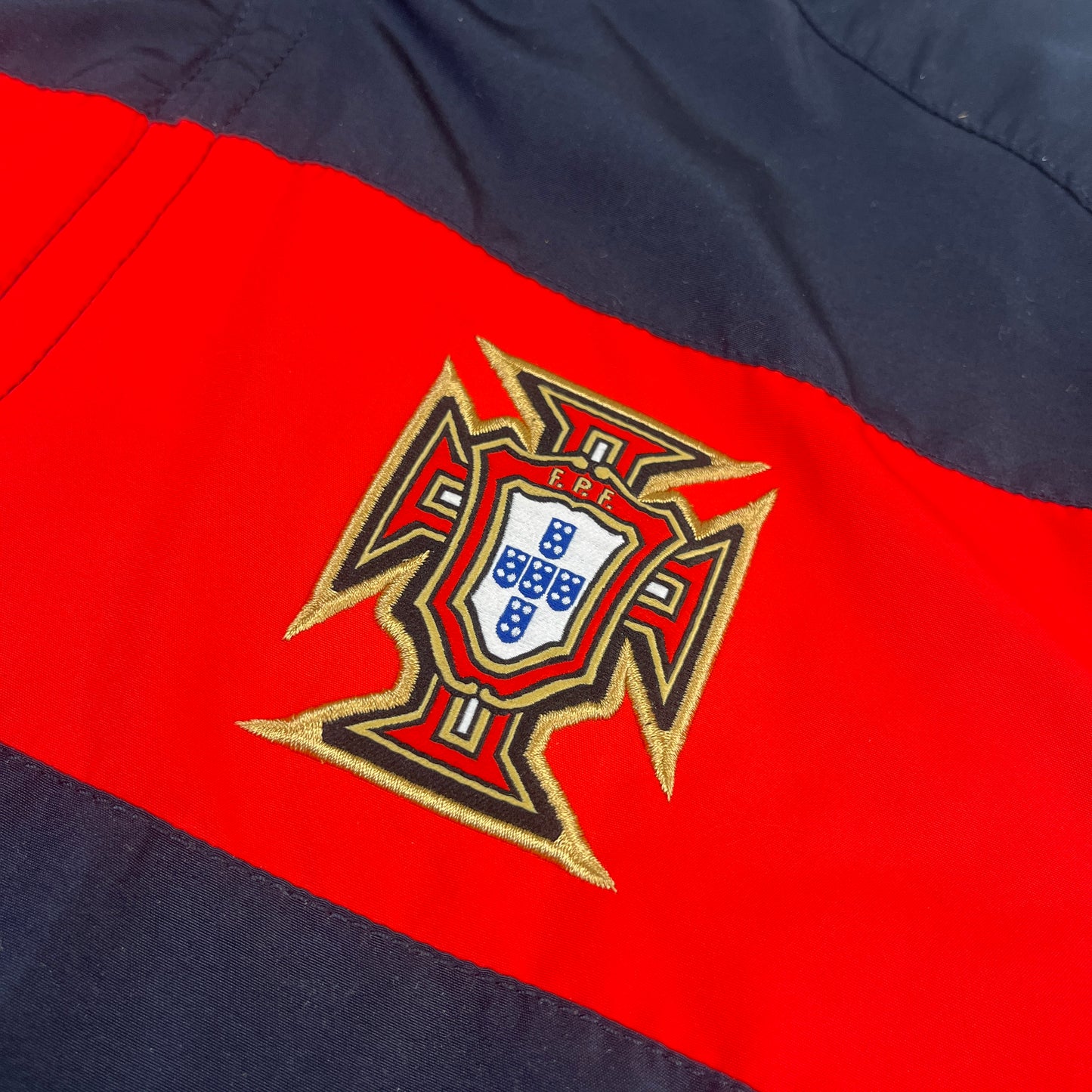 02738 Nike Portugal National Team 2010 World Cup Tracktop