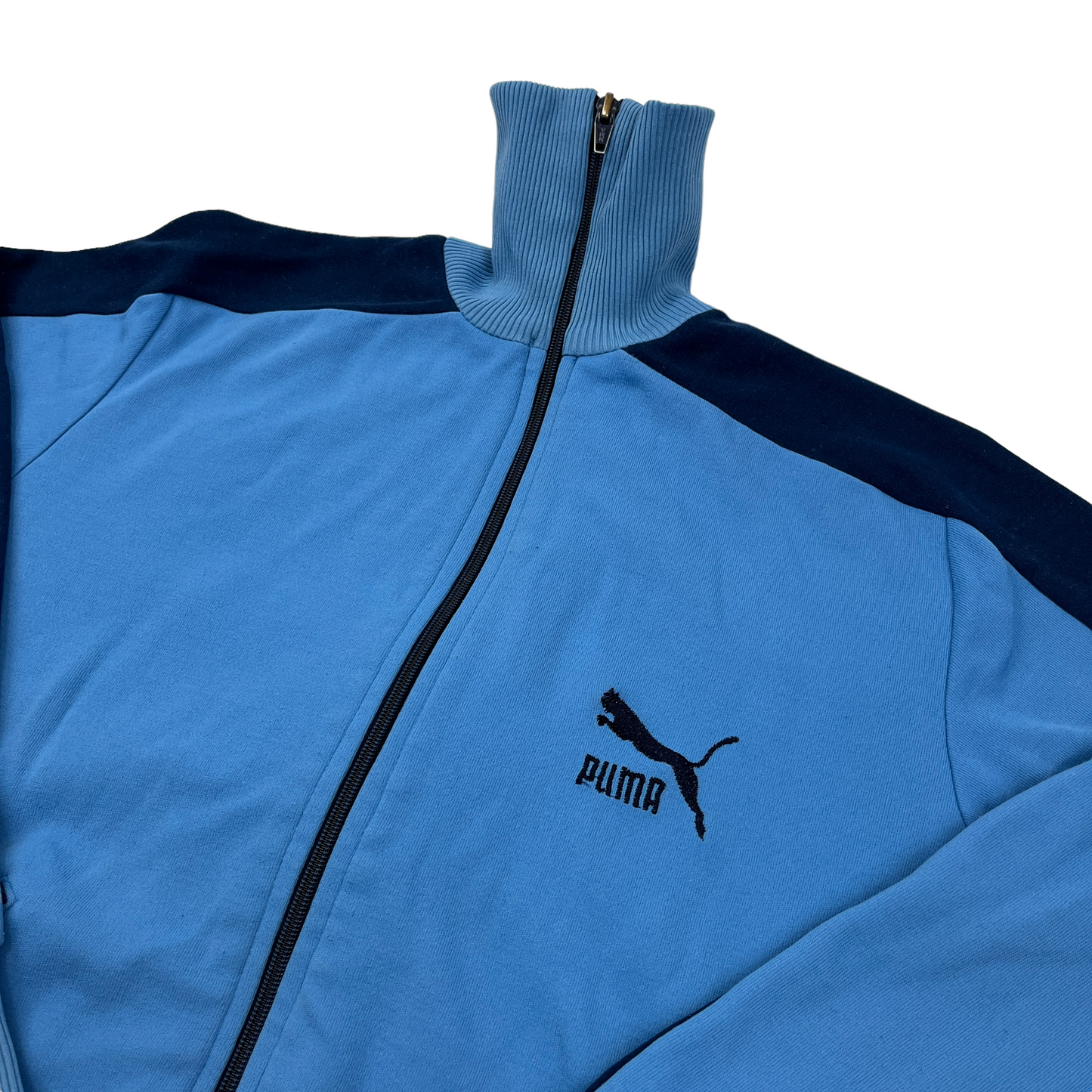 01766 Puma 70s Tracktop
