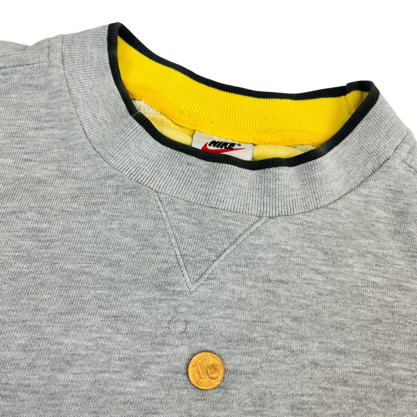 02588 Nike 90s Logo Sweater