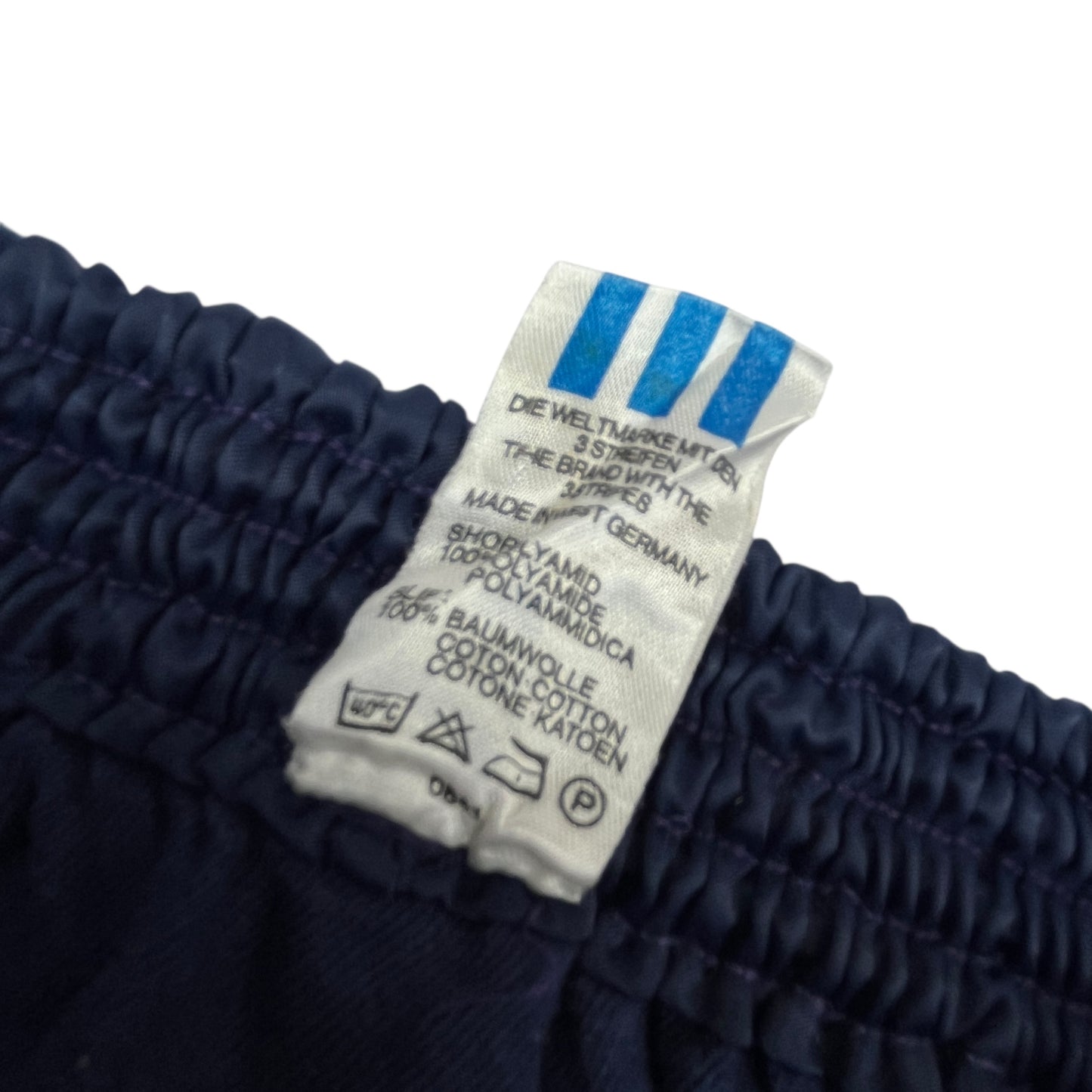 02745 Adidas 80s „shiny“ Running Shorts „Made in West Germany“