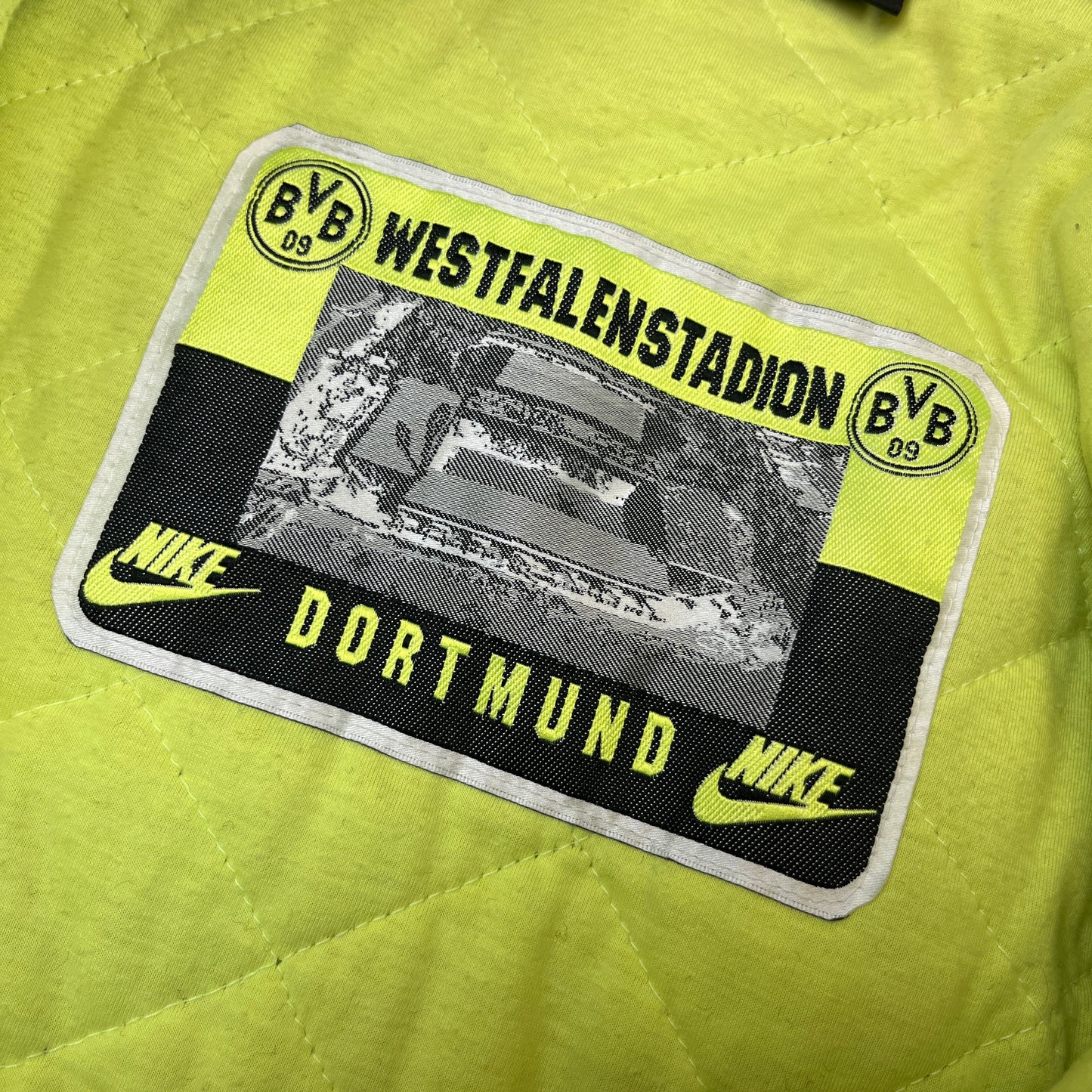 02716 Nike Borussia Dortmund BVB 90s Bomber Jacket / College Jacket