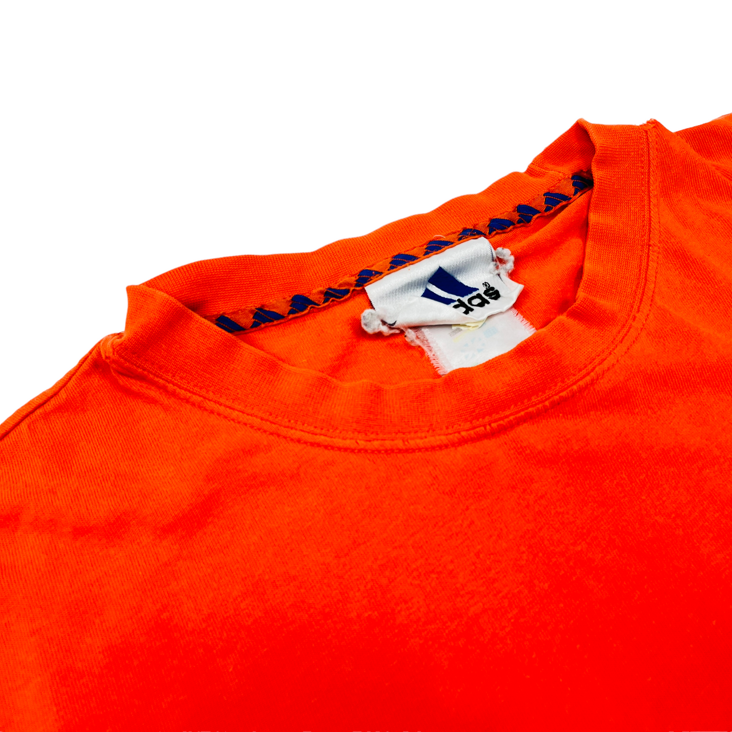 01448 Adidas 90s Tshirt
