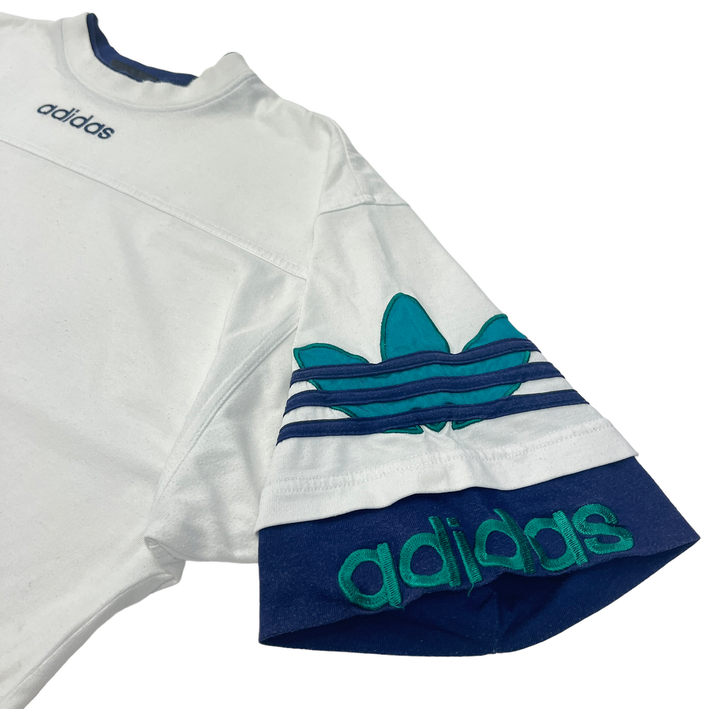 01474 Adidas Vintage Tshirt