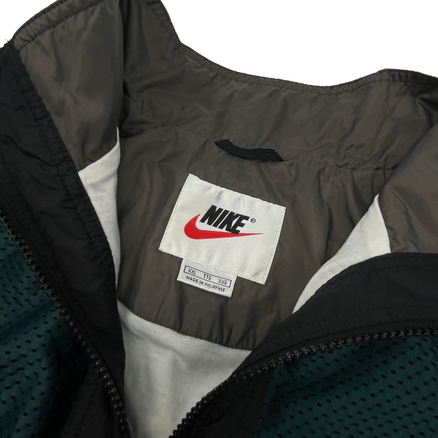 01526 Nike 90s Tracktop