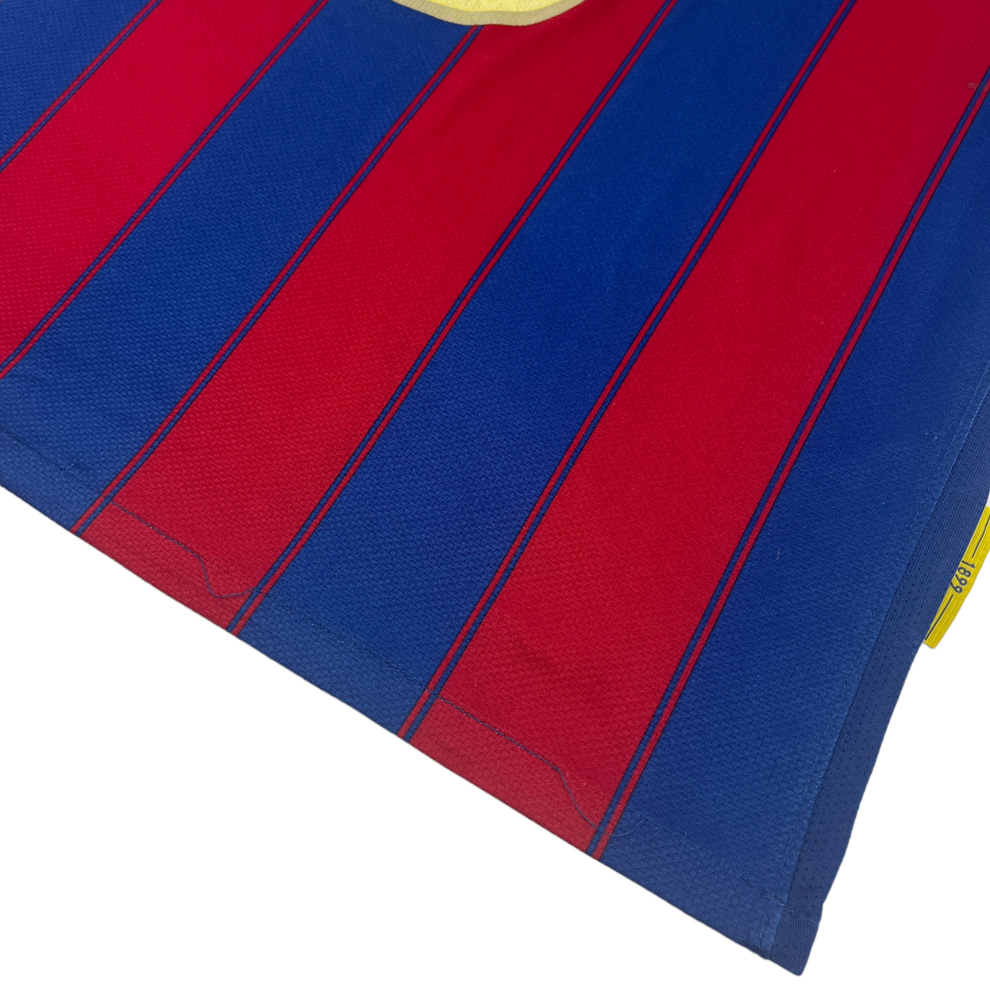 01580 Nike FC Barcelona Xavi Iniesta 2006-2007 Home Jersey