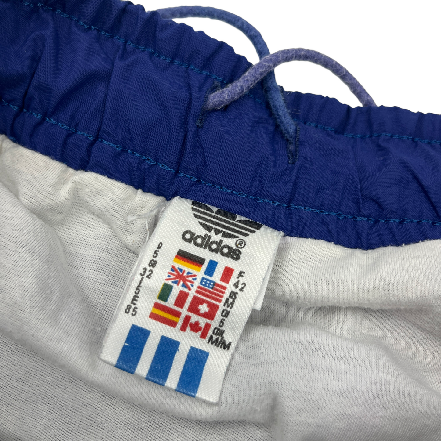 01509 Adidas Vintage Shorts