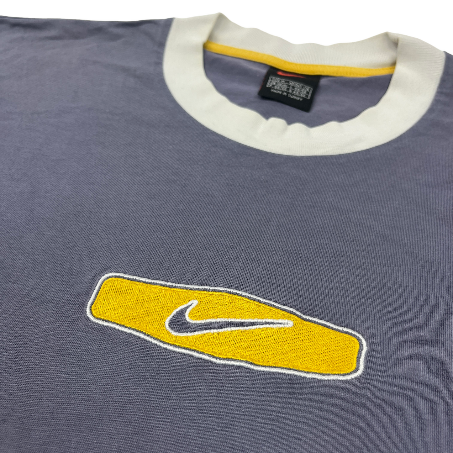 01460 Nike 90s Logo Tshirt