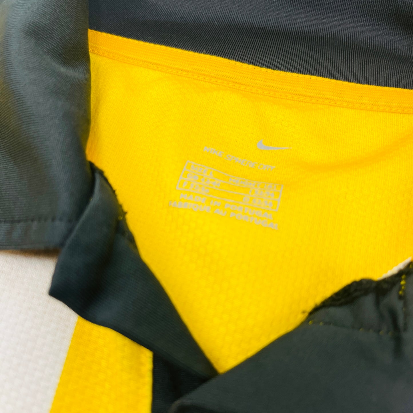 01583 Nike Borussia Dortmund Nelson Valdez 2006 - 2007 Home Jersey