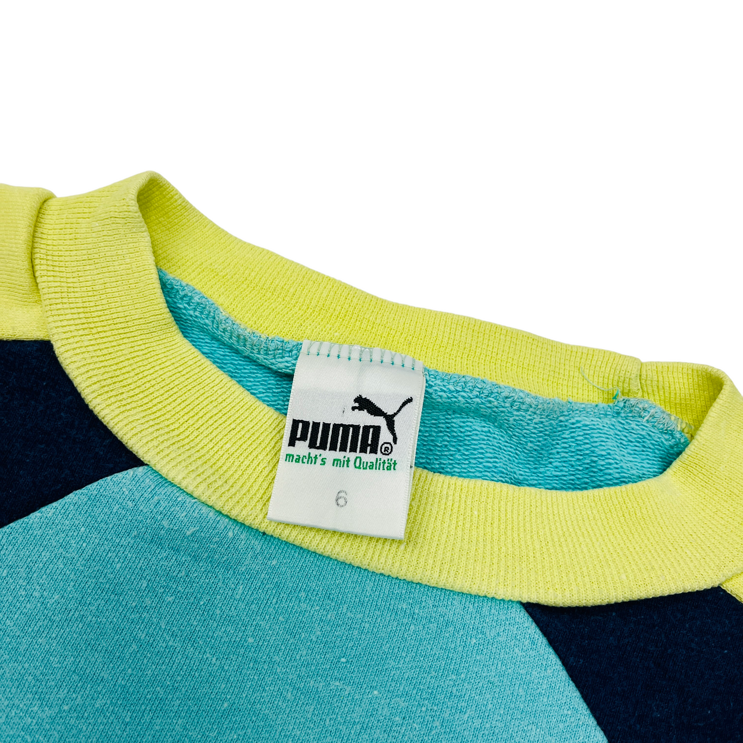 01648 Puma 80s Sweater