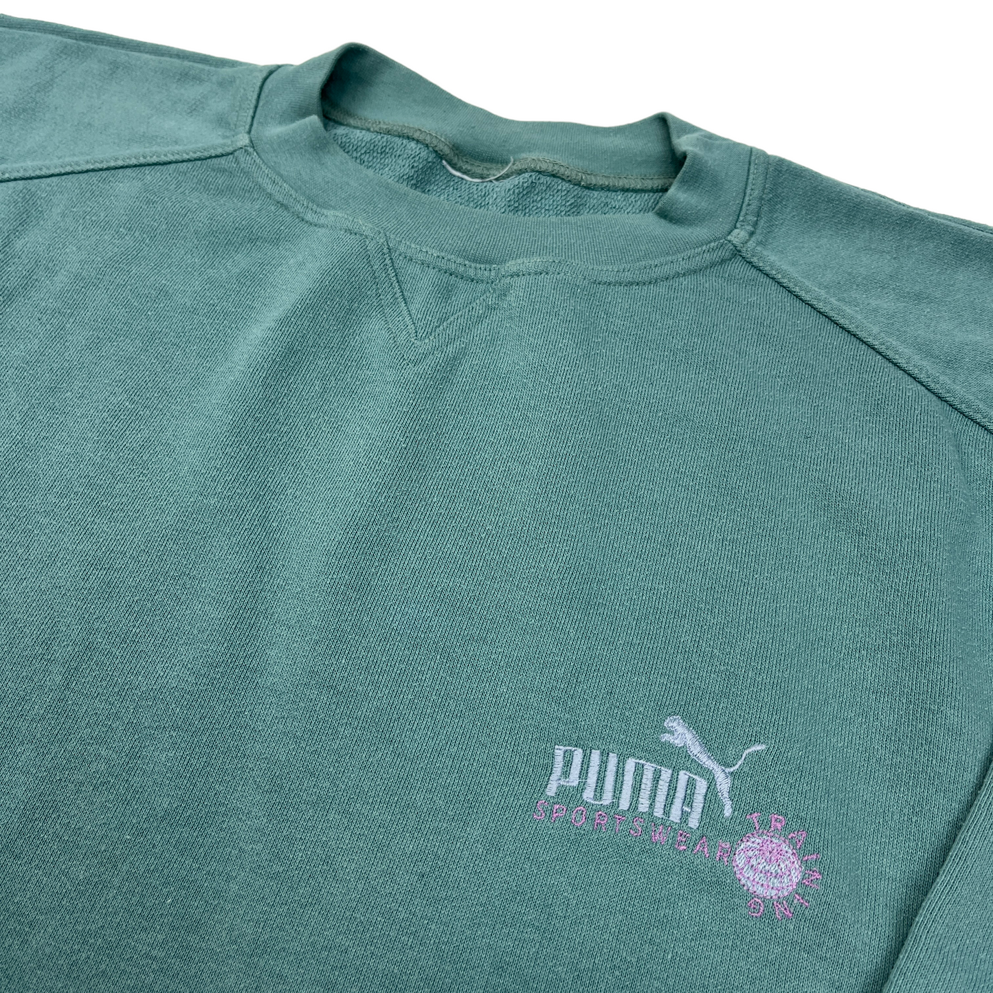 01651 Puma 80s Sweater