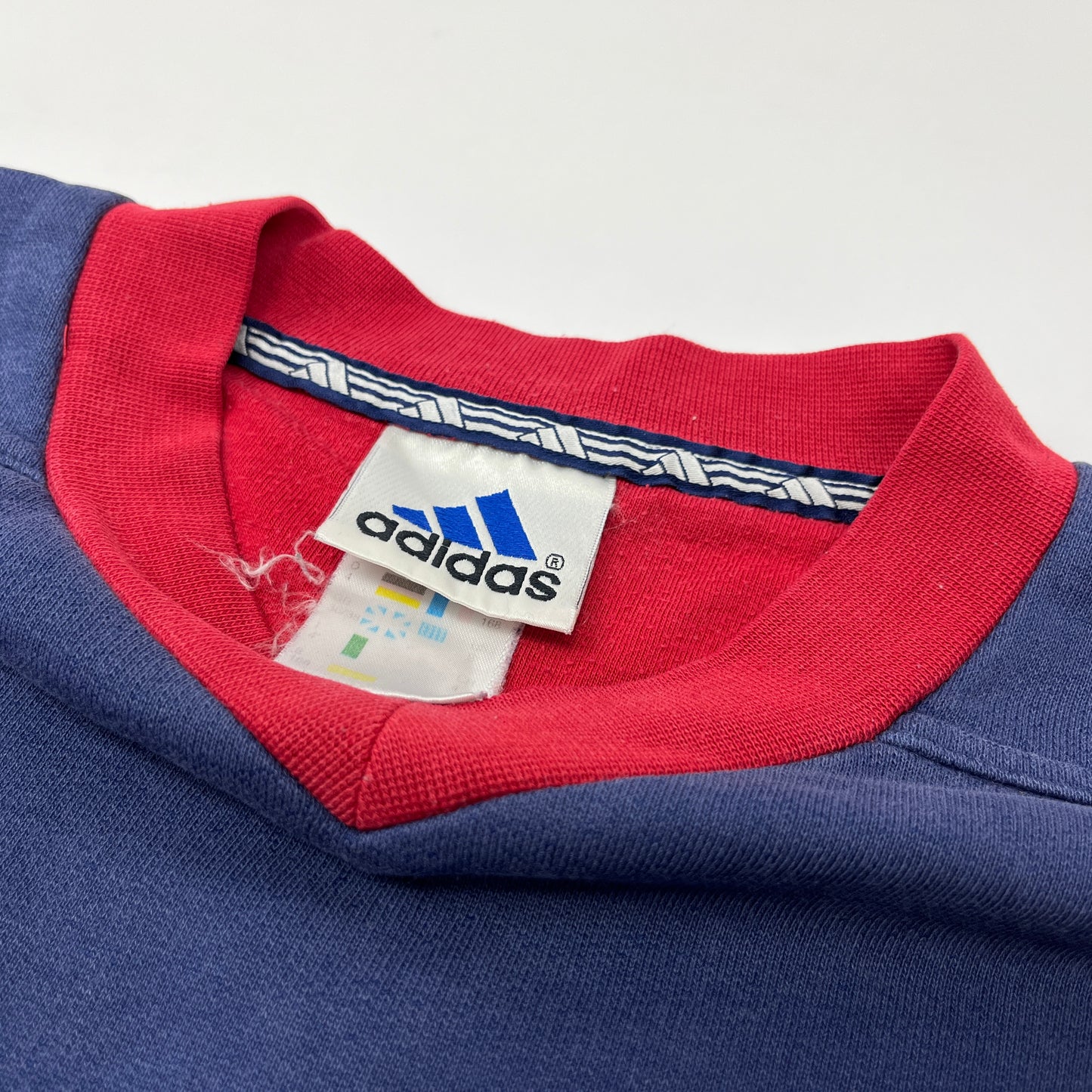 Adidas Vintage 90s Logo Sweater