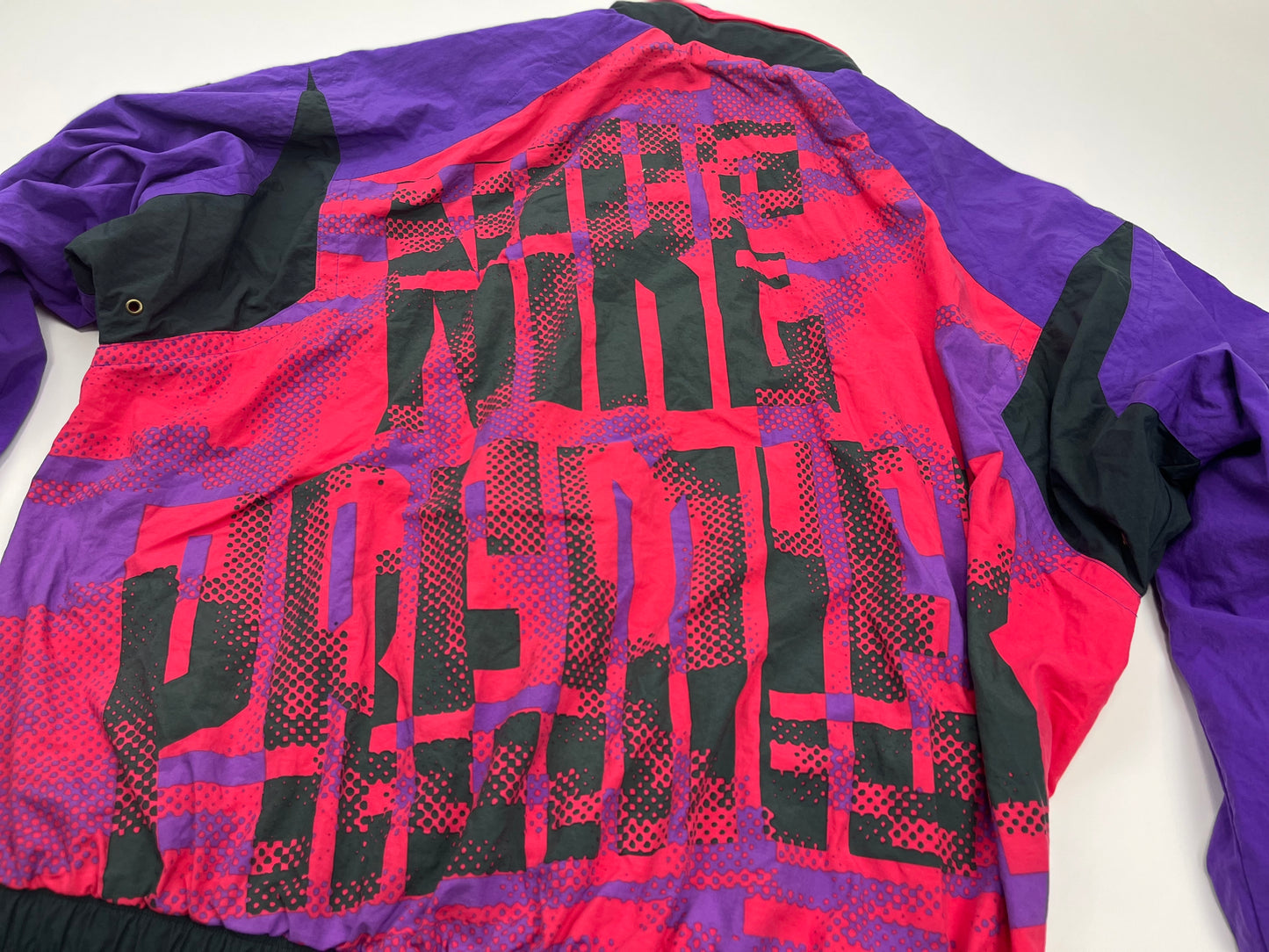 0622 Vintage 90s Nike Premiere Tracktop