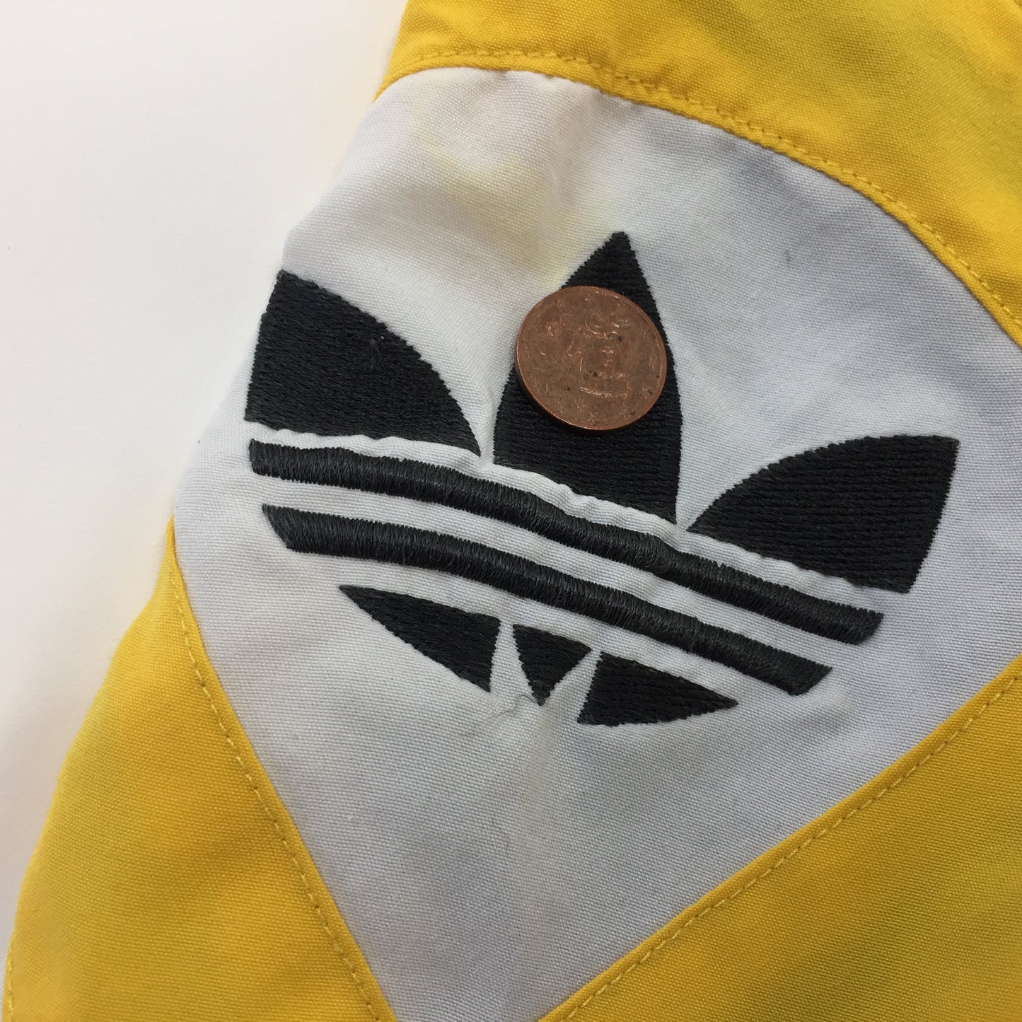 0496 Adidas Vintage 90s Logo Track Shorts