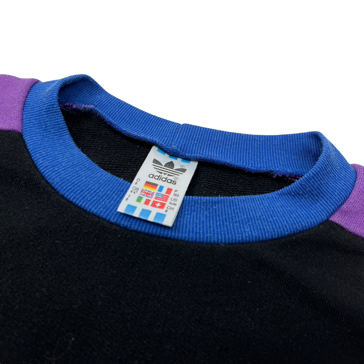 01039 Adidas Vintage 80s Sweater