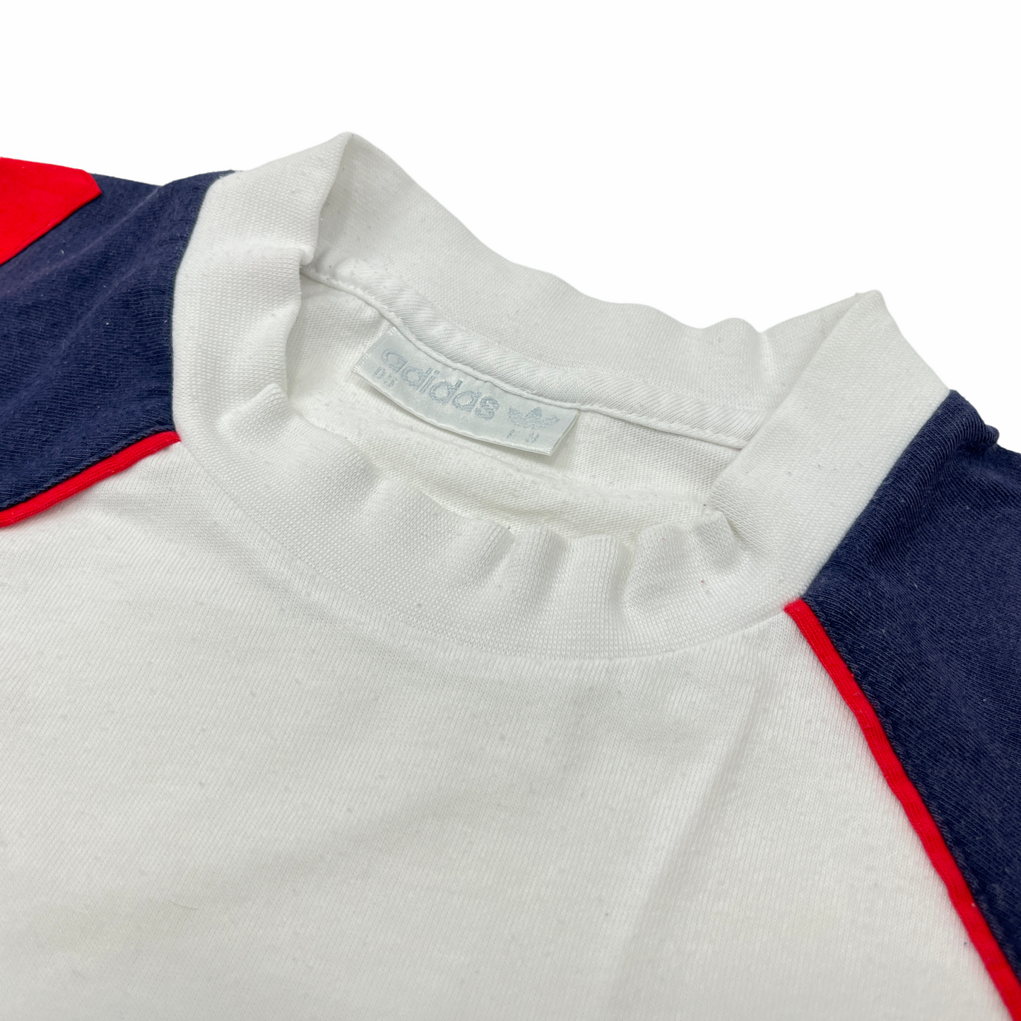 0803 Adidas Vintage 80s T-Shirt