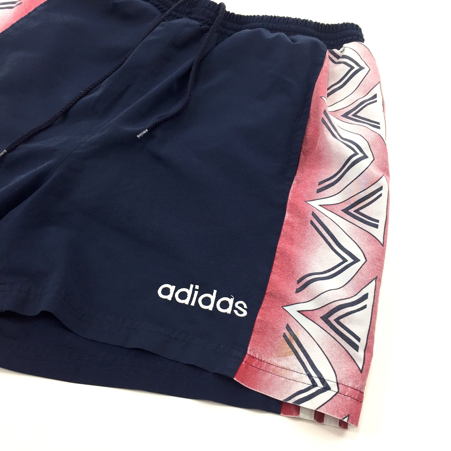 0539 Adidas Vintage 90s Trackshorts