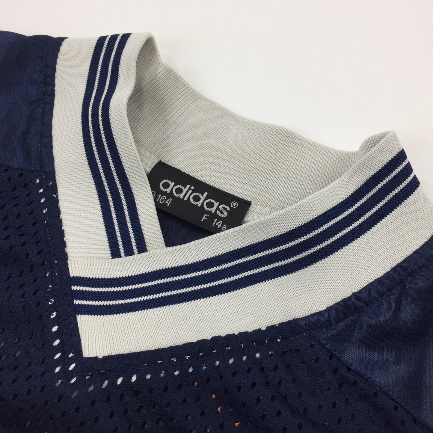 0515 Adidas Vintage 90s Adibreak Basketball Jersey