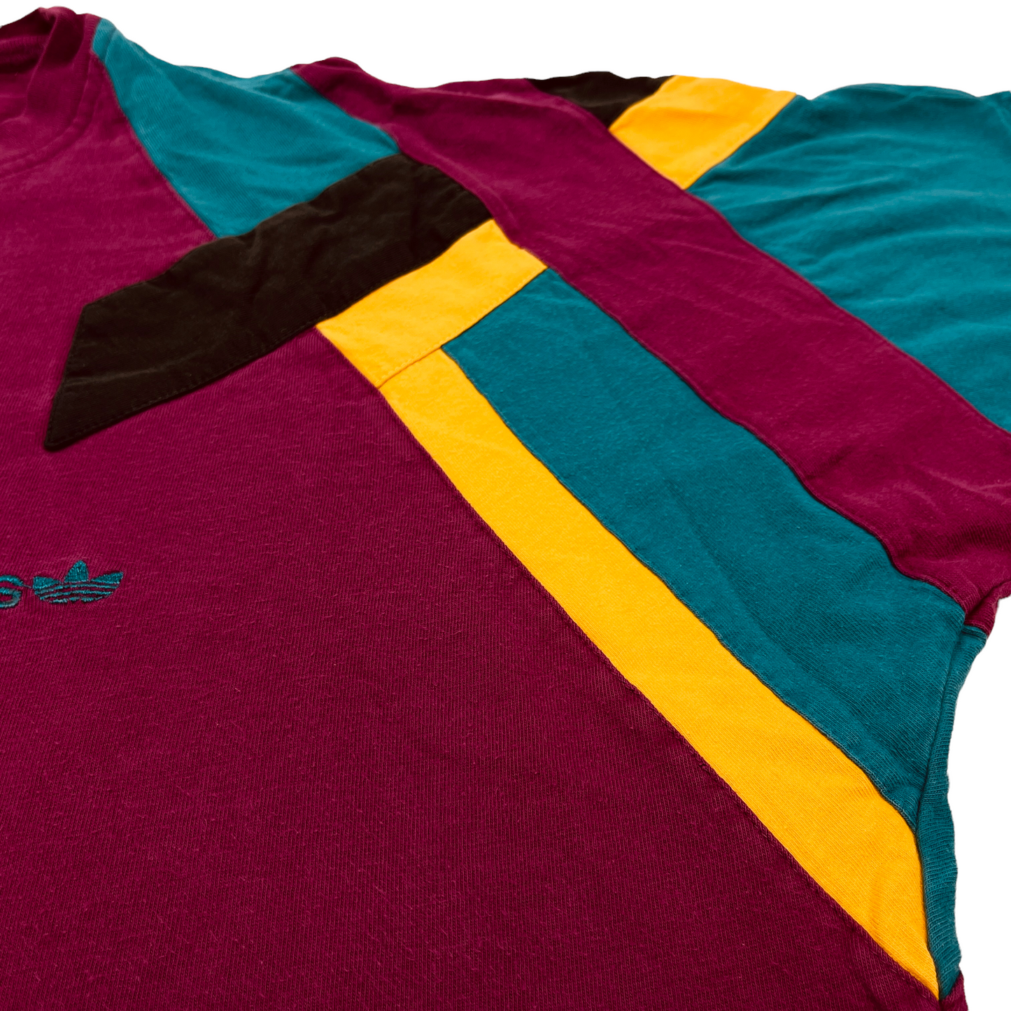 0947 Adidas Vintage 80s T-shirt