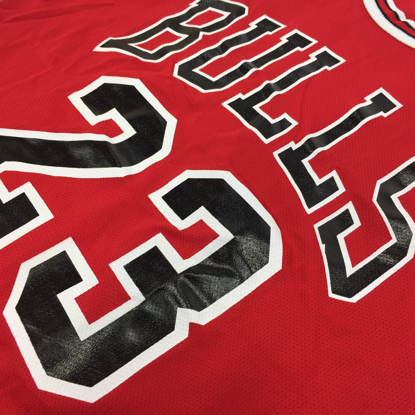 0440 Champion Vintage Chicago Bulls Jordan Jersey