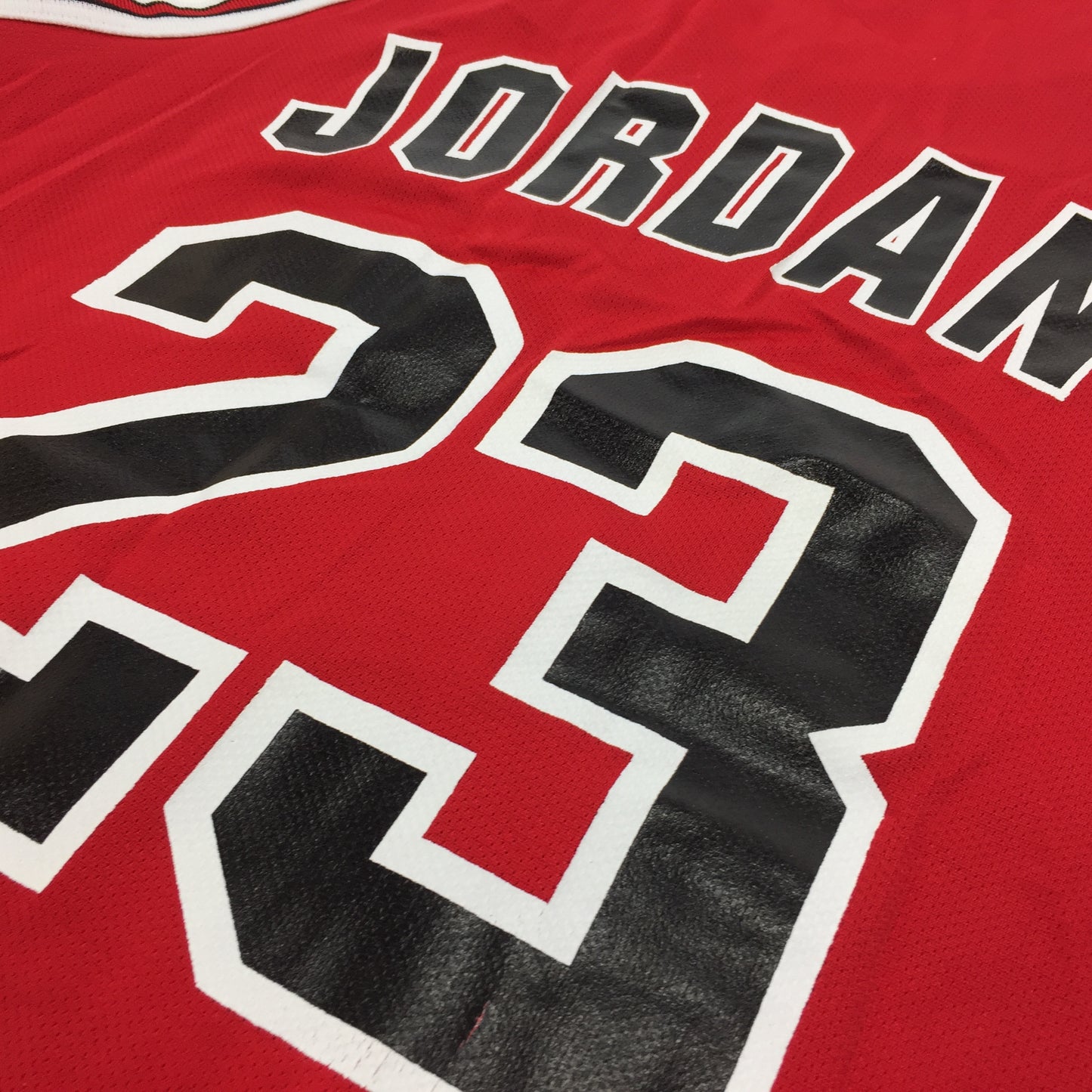 0440 Champion Vintage Chicago Bulls Jordan Jersey