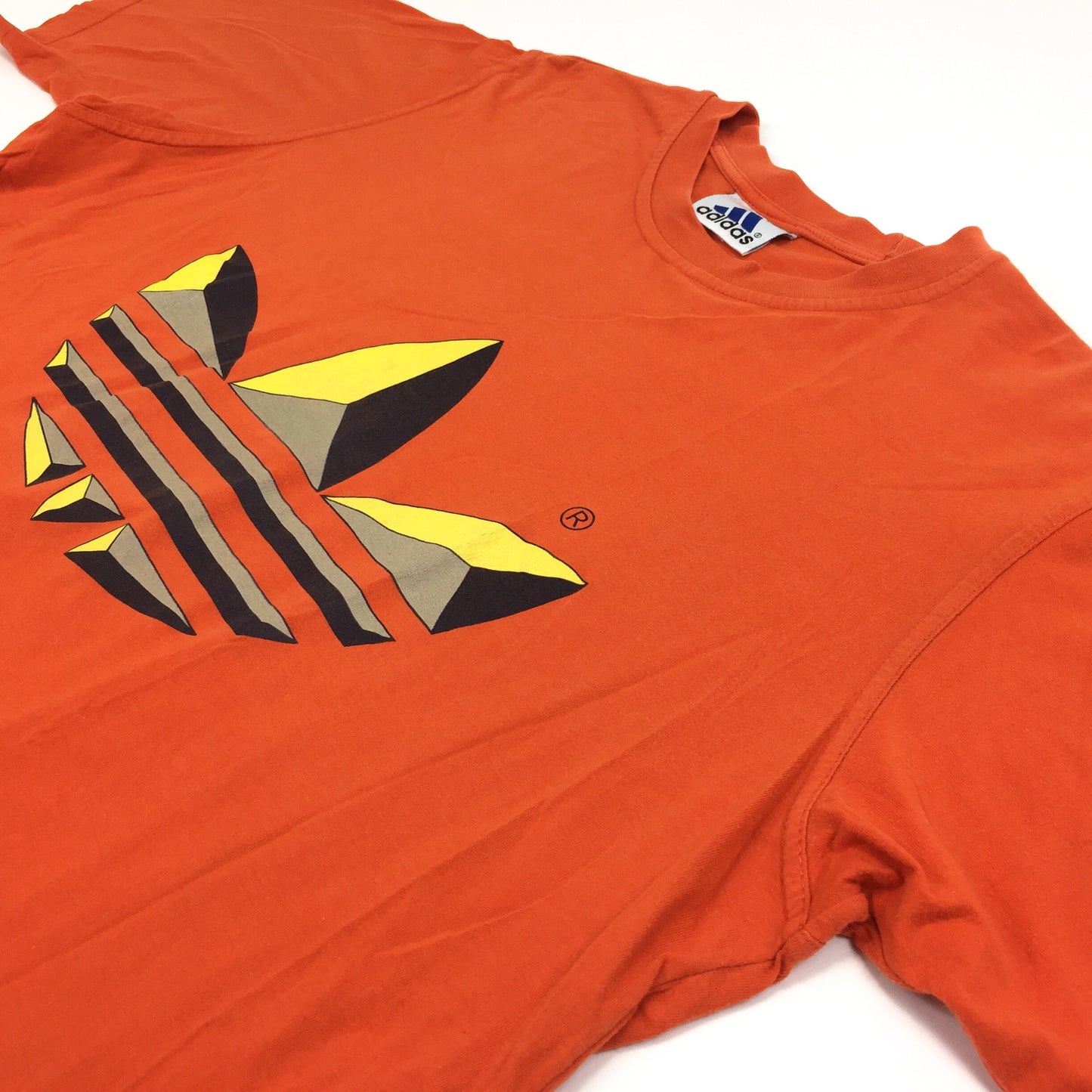 0283 Adidas Vintage Big Logo T-Shirt