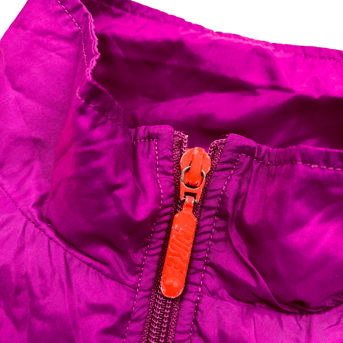 01319 Nike 90s Tracktop